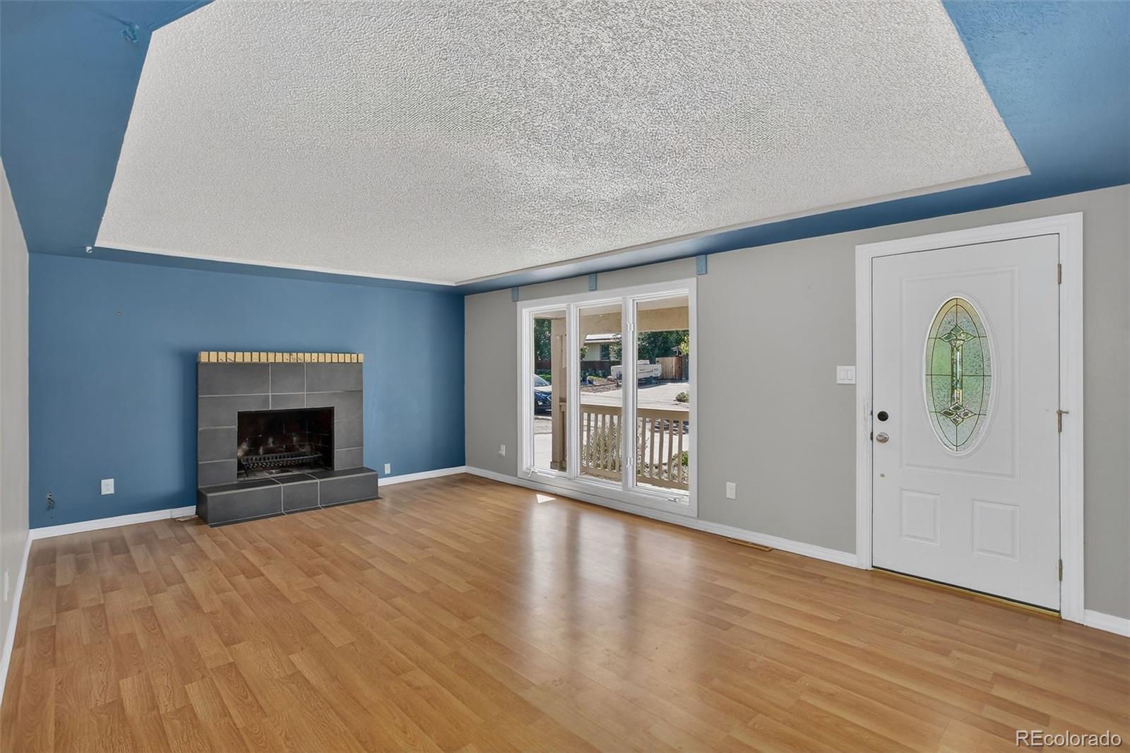 Arvada, Colorado, 80003, United States, 5 Bedrooms Bedrooms, ,1 BathroomBathrooms,Residential,For Sale,1956367