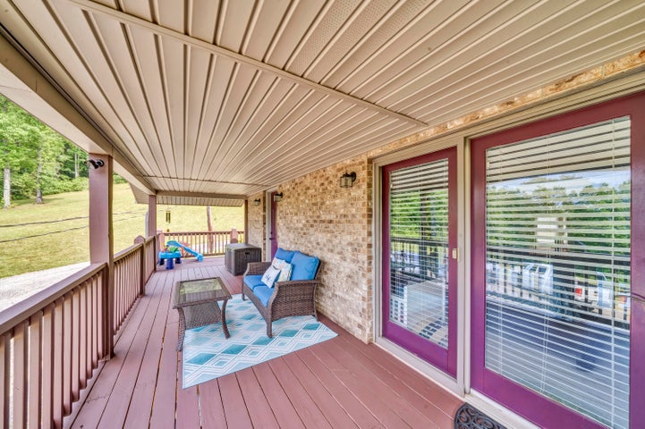 Vanceburg, Kentucky, 41179, United States, 4 Bedrooms Bedrooms, ,2 BathroomsBathrooms,Residential,For Sale,1984182