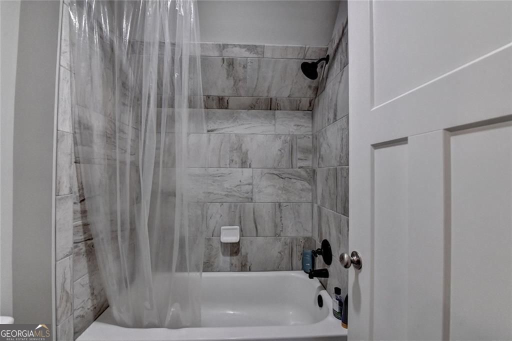 Canton, Georgia, 30114, United States, 4 Bedrooms Bedrooms, ,3 BathroomsBathrooms,Residential,For Sale,1953931