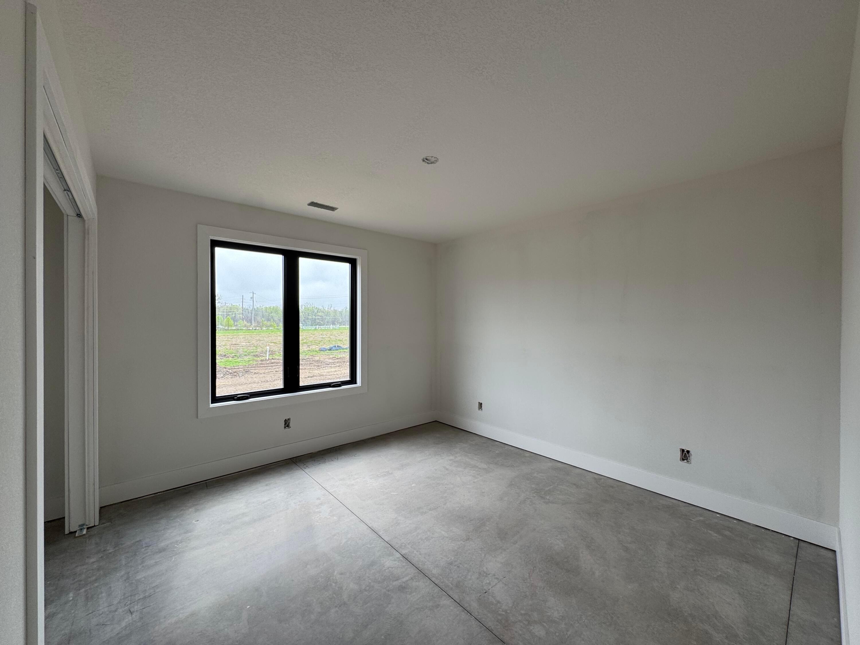 Johnston, Iowa, 50131, United States, 2 Bedrooms Bedrooms, ,3 BathroomsBathrooms,Residential,For Sale,1845124