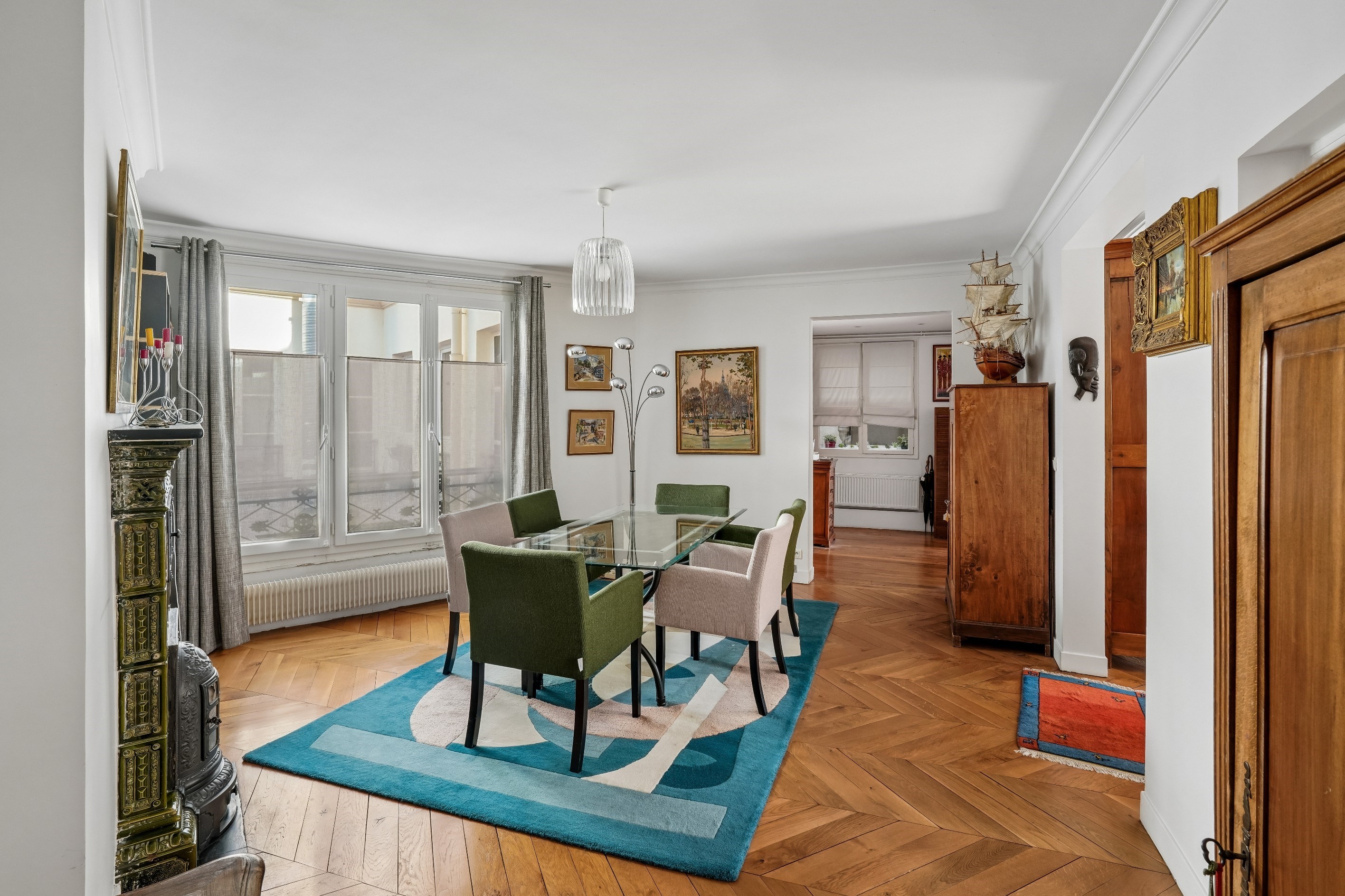 CHAMPS-ÉLYSÉES – MATIGNON - HAUSSMANNIAN ELEGANCE IN A 2 BEDROOM HAVEN - 物件實景