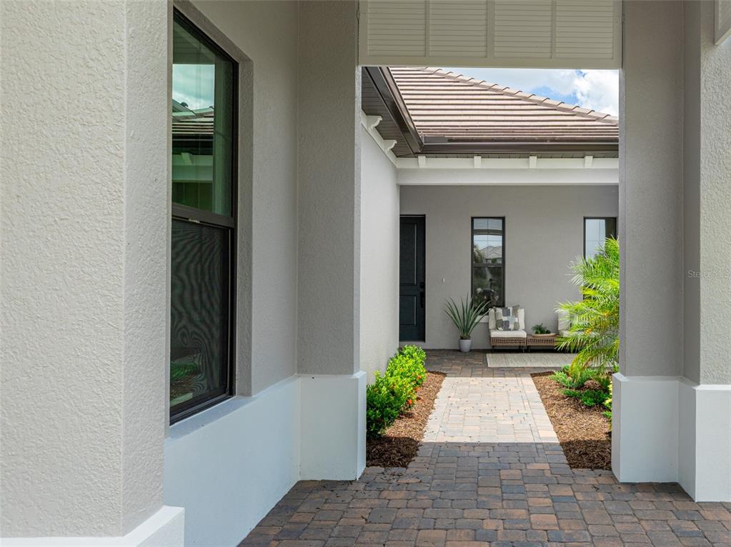 Sarasota, Florida, 34240, United States, 4 Bedrooms Bedrooms, ,4 BathroomsBathrooms,Residential,For Sale,1987779