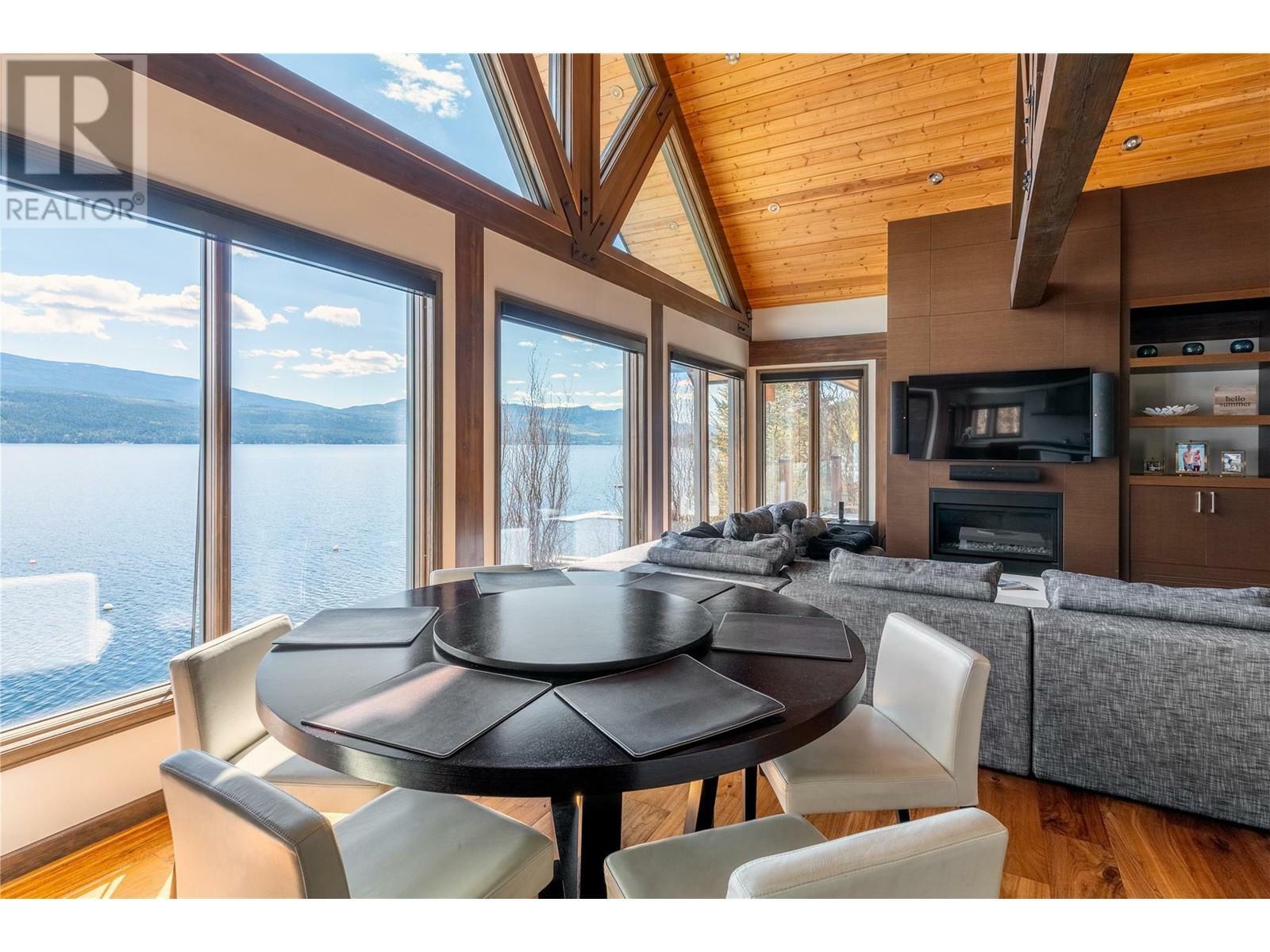 ANGLEMONT, British Columbia, V0E 1M8, CA, 5 Bedrooms Bedrooms, ,4 BathroomsBathrooms,Residential,For Sale,1838745