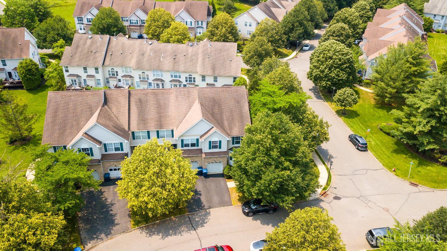 North Brunswick, New Jersey, 08902, United States, 3 Bedrooms Bedrooms, ,3 BathroomsBathrooms,Residential,For Sale,1937029