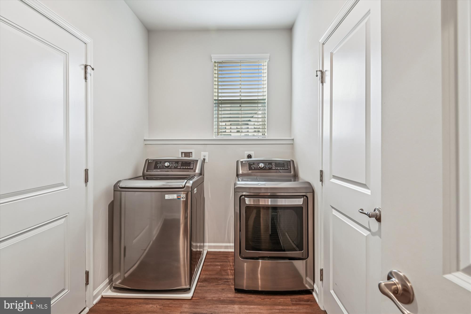 Glen Burnie, Maryland, 21060, United States, 4 Bedrooms Bedrooms, ,4 BathroomsBathrooms,Residential,For Sale,2010284