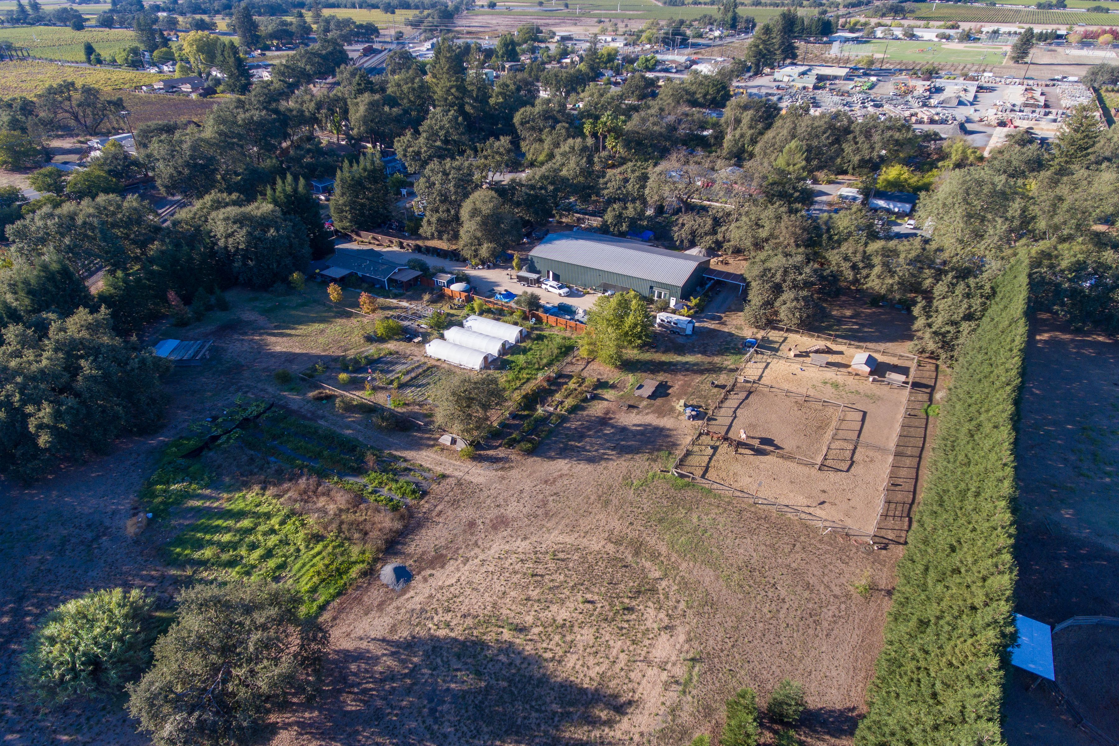  3290 Somers Street, Santa Rosa - 物件實景