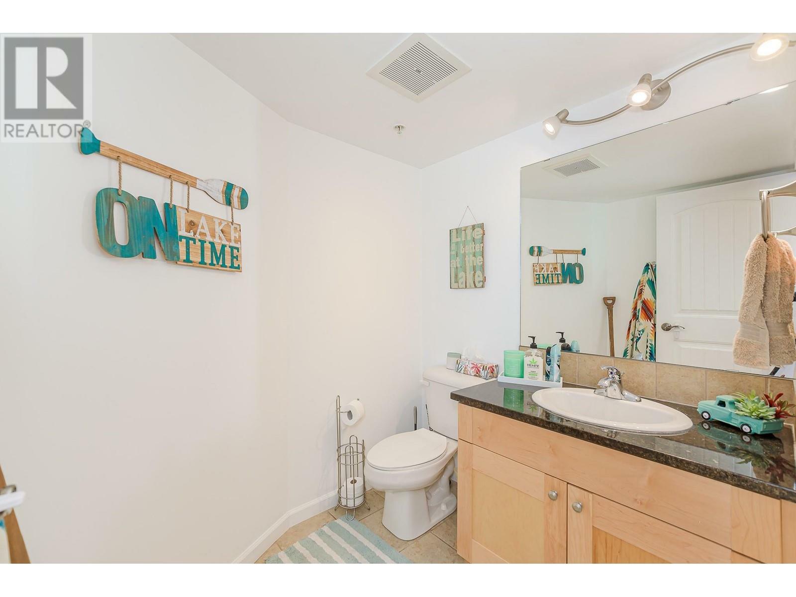 SICAMOUS, British Columbia, V0E 2V1, CA, 4 Bedrooms Bedrooms, ,2 BathroomsBathrooms,Residential,For Sale,1839055