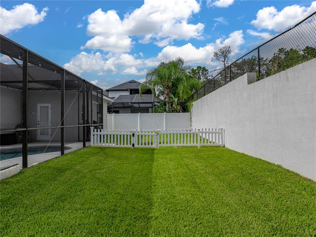 Lakeland, Florida, 33812, United States, 4 Bedrooms Bedrooms, ,3 BathroomsBathrooms,Residential,For Sale,1898596