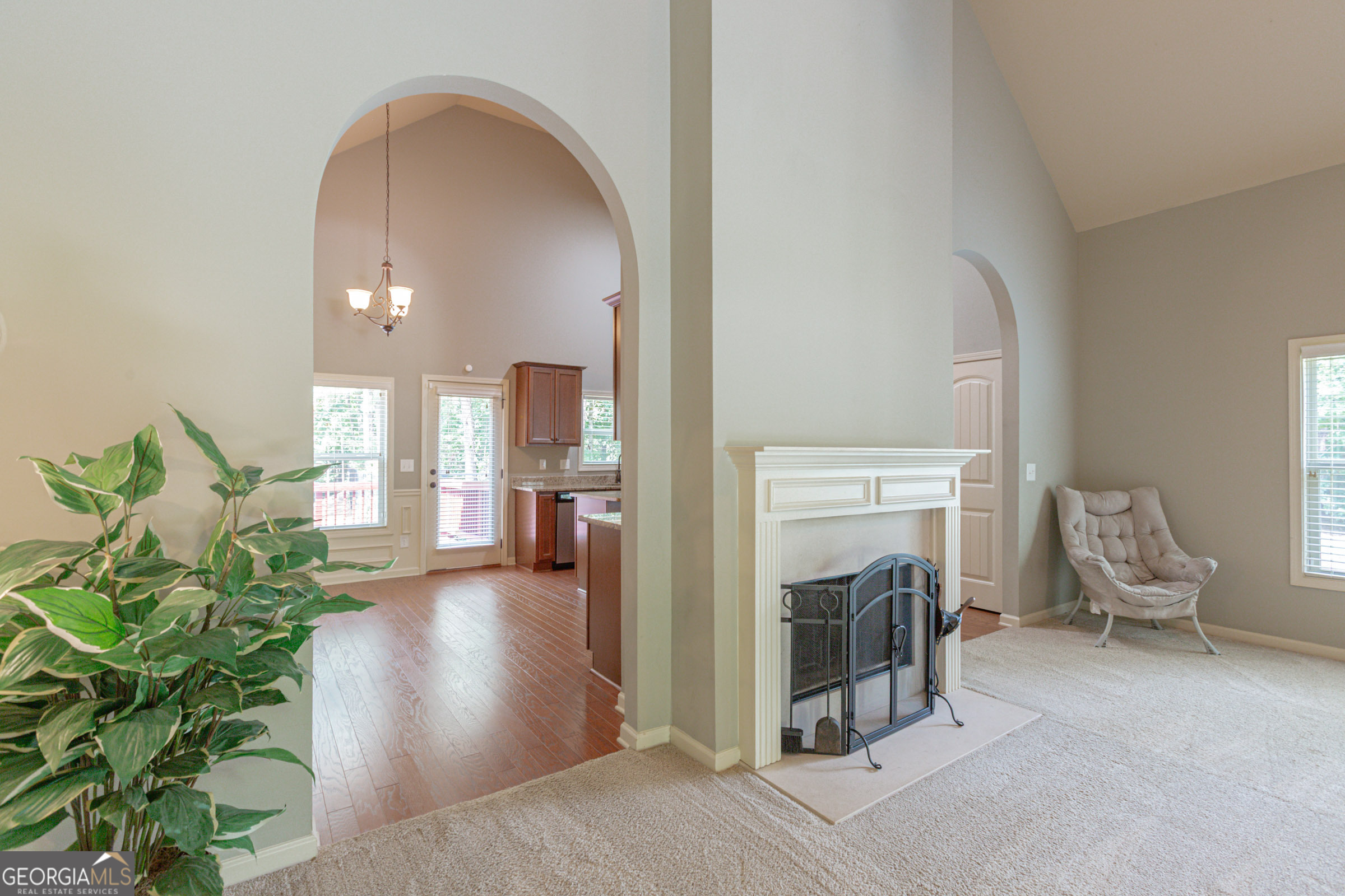 Senoia, Georgia, 30276, United States, 4 Bedrooms Bedrooms, ,3 BathroomsBathrooms,Residential,For Sale,1970203