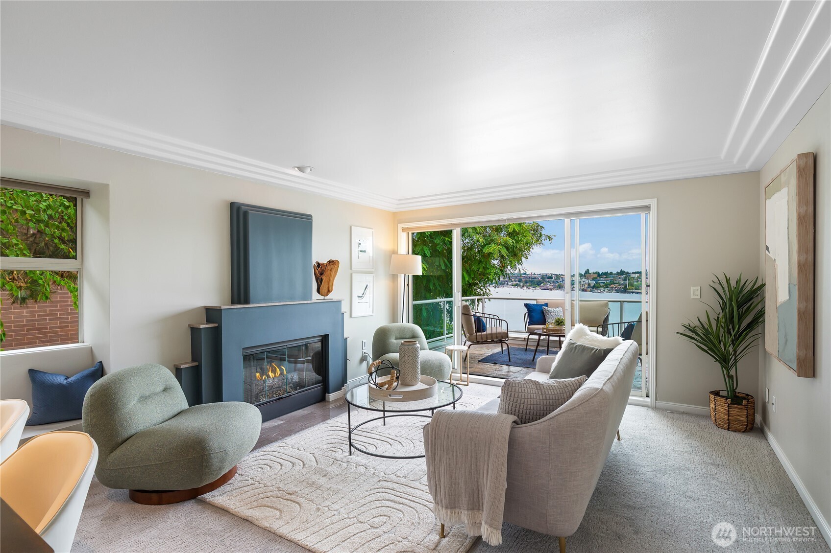 Seattle, Washington, 98109, United States, 2 Bedrooms Bedrooms, ,2 BathroomsBathrooms,Residential,For Sale,1901490