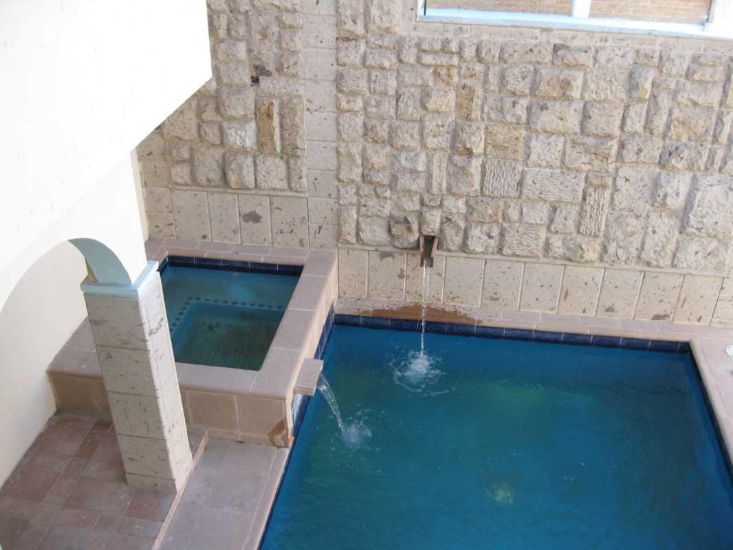CALLEJON DEL PASEO, Torreón, Coahuila de Zaragoza, 27250, Mexico, 6 Bedrooms Bedrooms, ,6 BathroomsBathrooms,Residential,For Sale,CALLEJON DEL PASEO,1234260