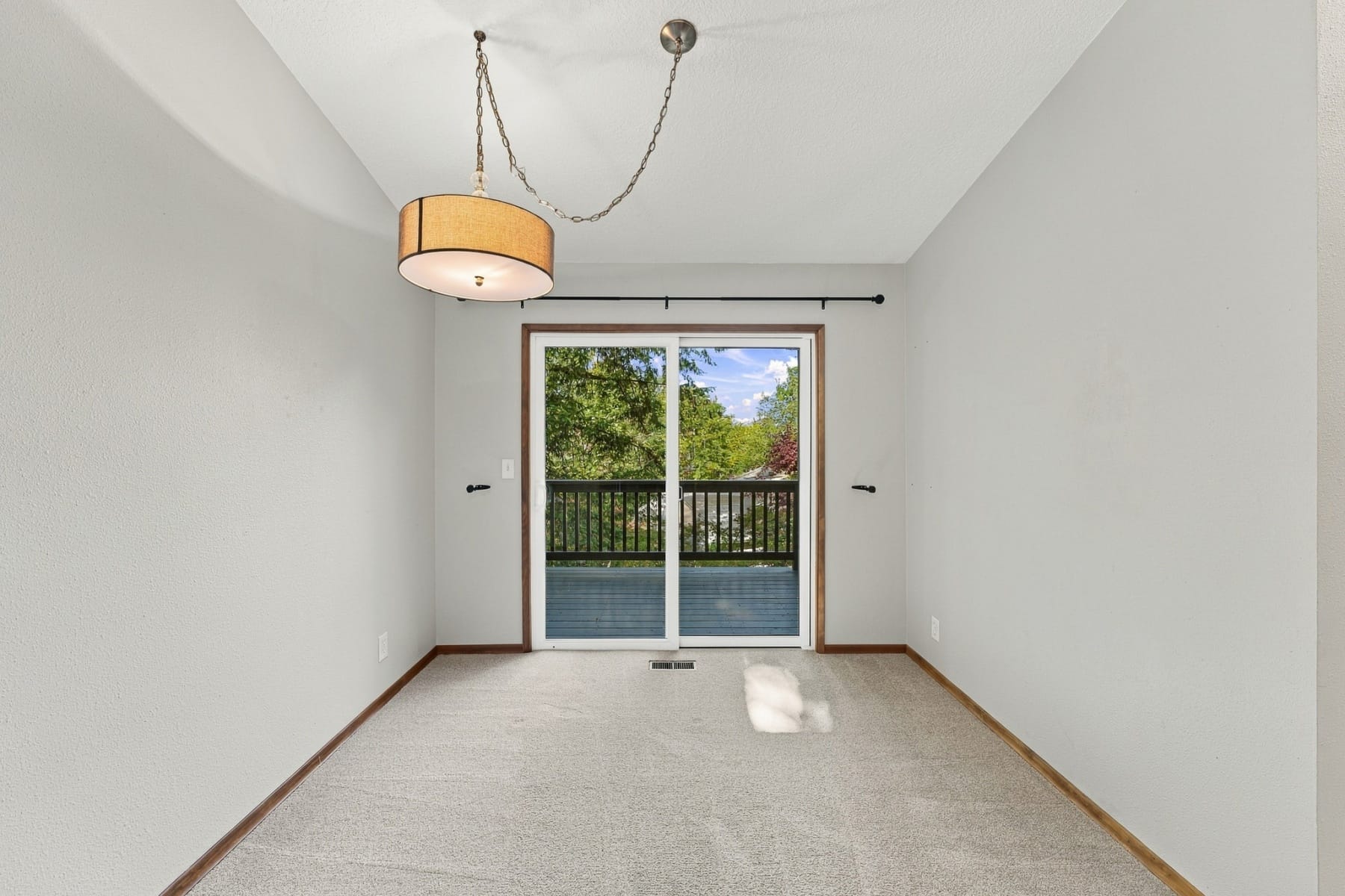  10023 SW QUAIL POST RD Portland, OR 97219 - 物件實景