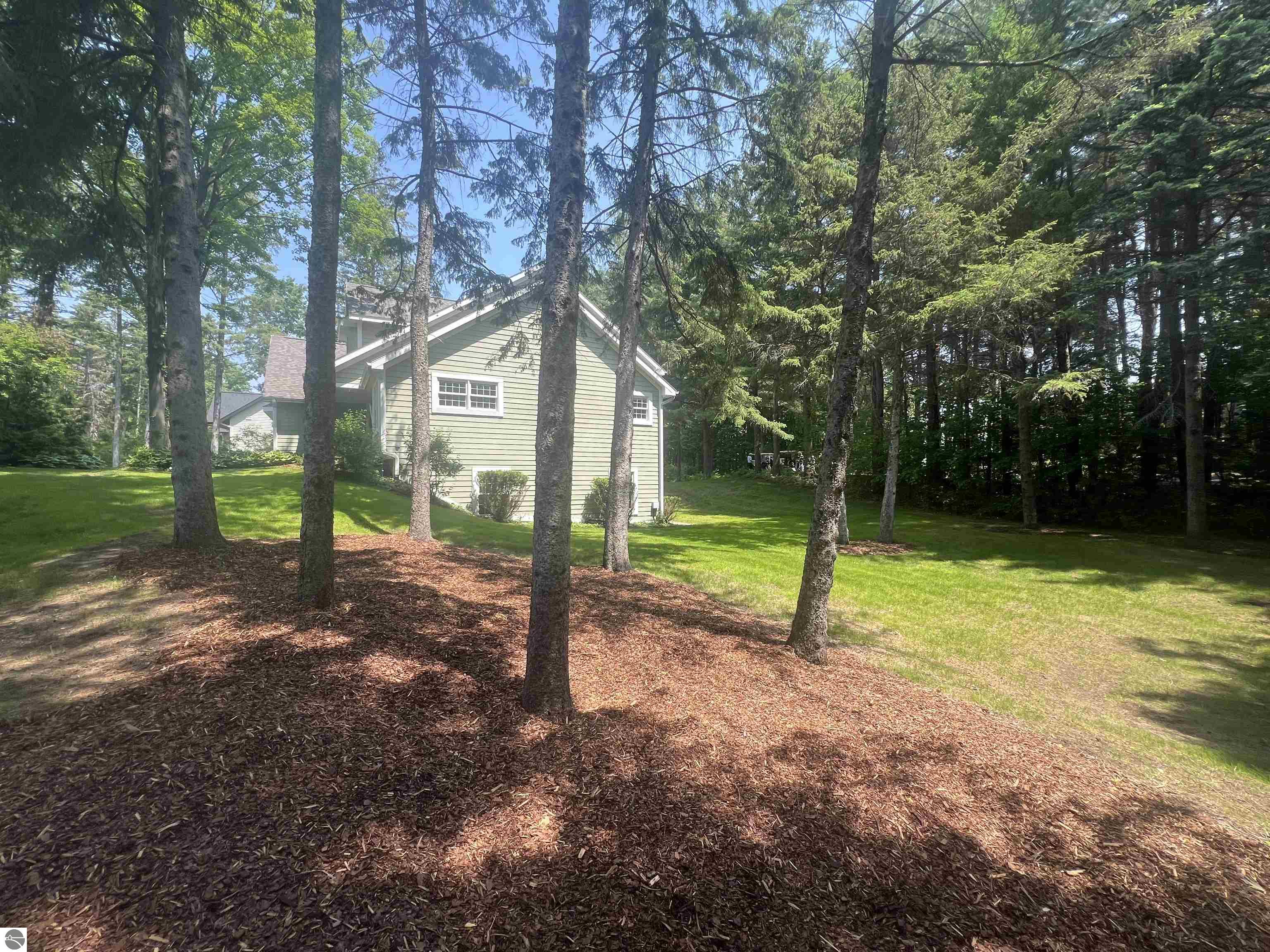 Traverse City, Michigan, 49686, United States, 4 Bedrooms Bedrooms, ,3 BathroomsBathrooms,Residential,For Sale,1883605