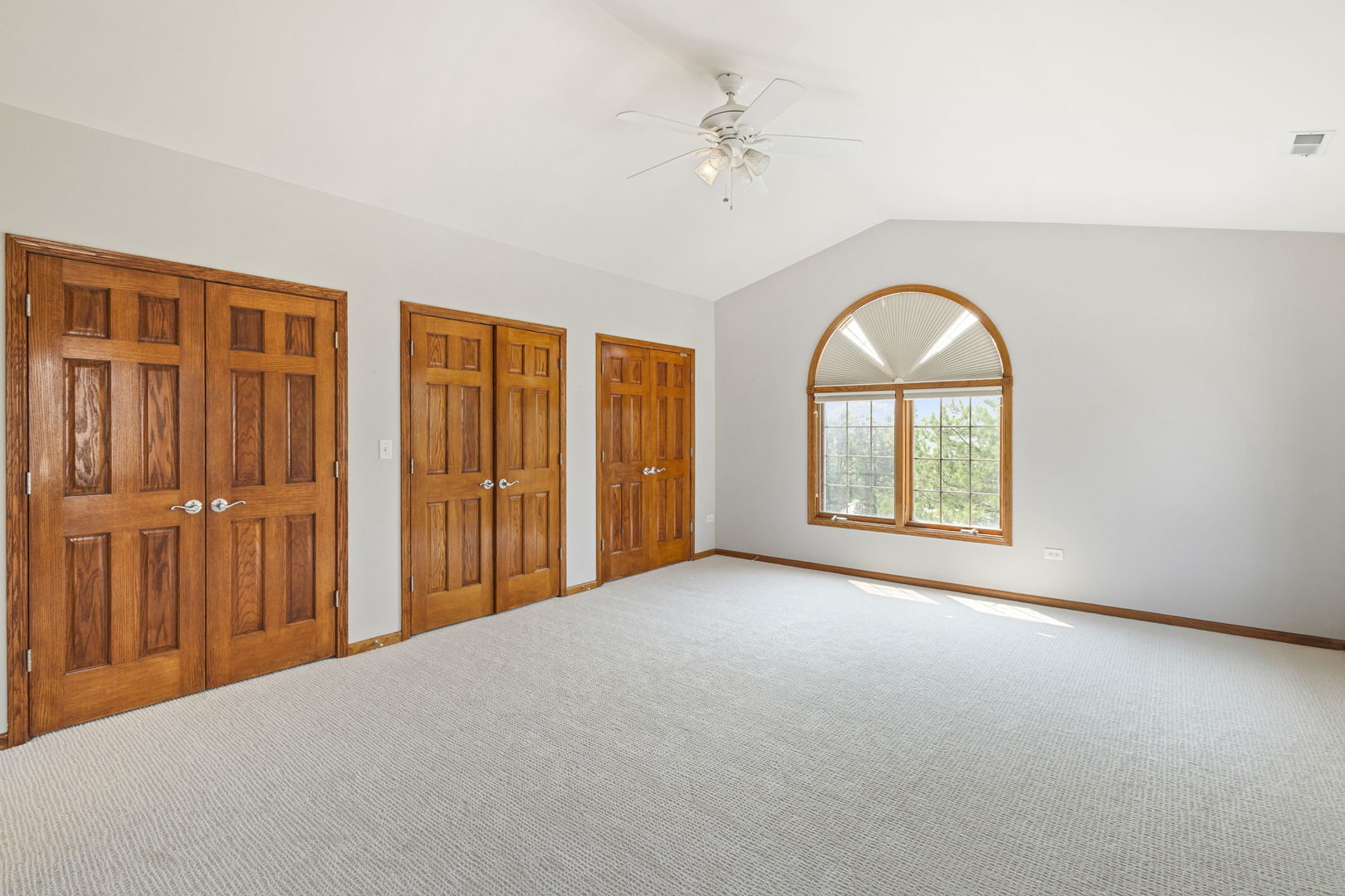 Orland Park, Illinois, 60467, United States, 3 Bedrooms Bedrooms, ,4 BathroomsBathrooms,Residential,For Sale,1927522