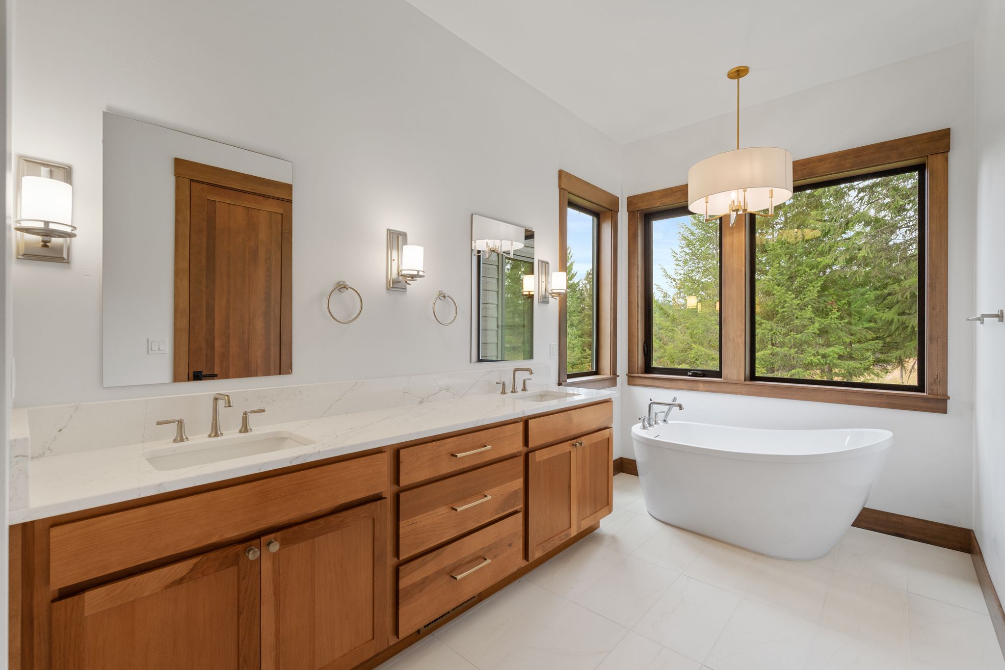 Sandpoint, Idaho, 83864, United States, 3 Bedrooms Bedrooms, ,3 BathroomsBathrooms,Residential,For Sale,1981039