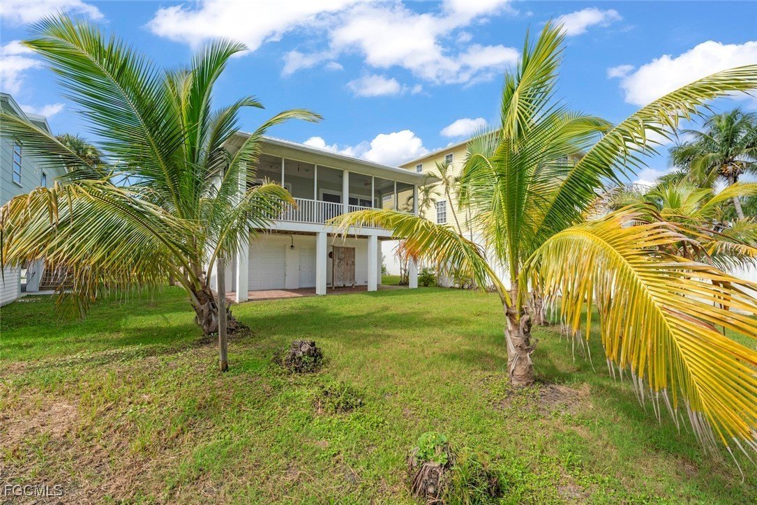 Fort Myers Beach, Florida, 33931, United States, 2 Bedrooms Bedrooms, ,1 BathroomBathrooms,Residential,For Sale,1983185