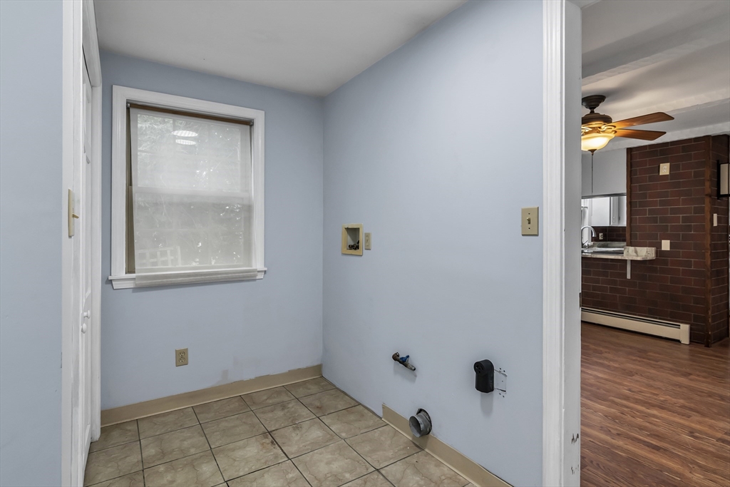 Methuen, Massachusetts, 01844, United States, 3 Bedrooms Bedrooms, ,3 BathroomsBathrooms,Residential,For Sale,1873675