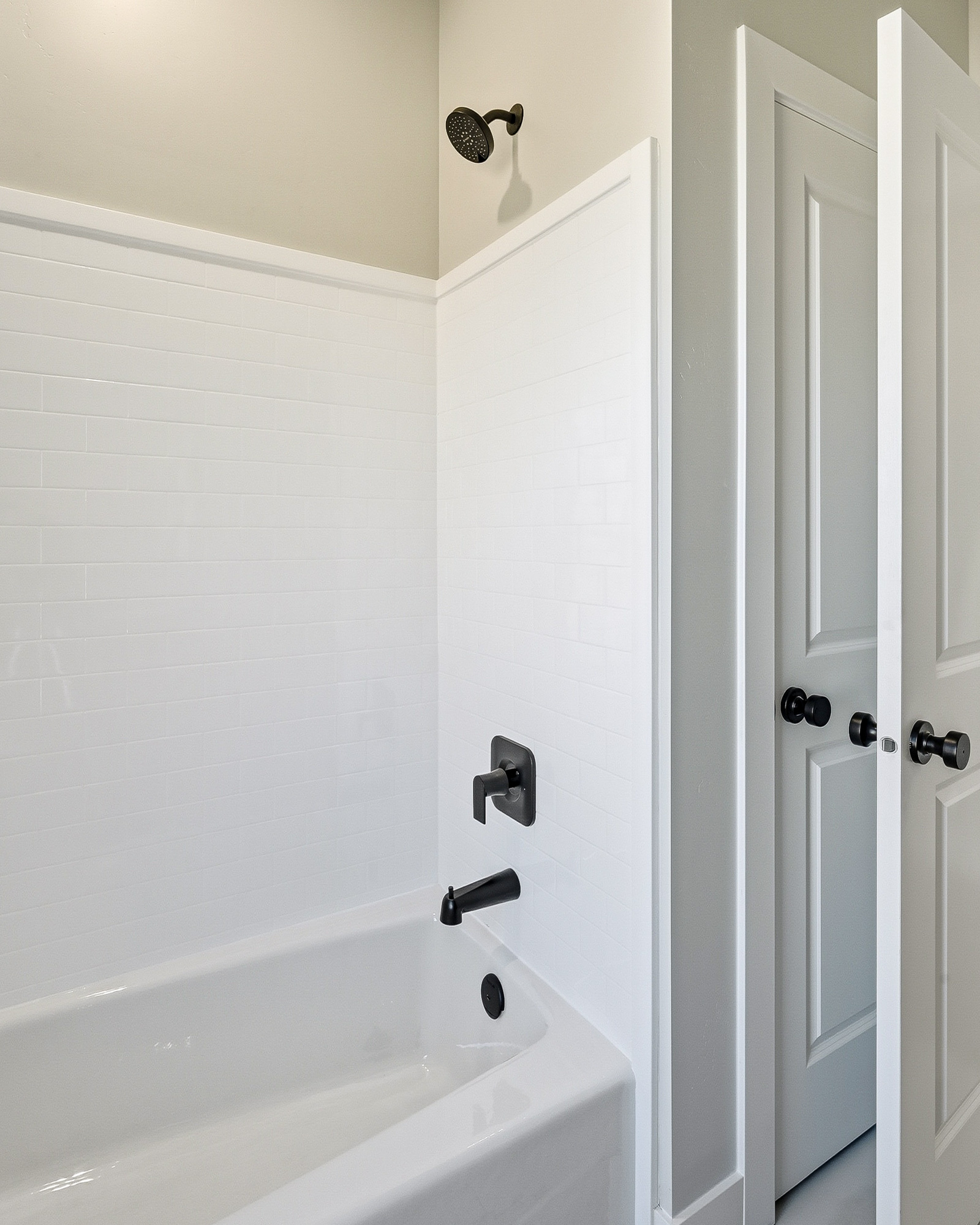 Cedar City, Utah, 84720, United States, 6 Bedrooms Bedrooms, ,4 BathroomsBathrooms,Residential,For Sale,1978281