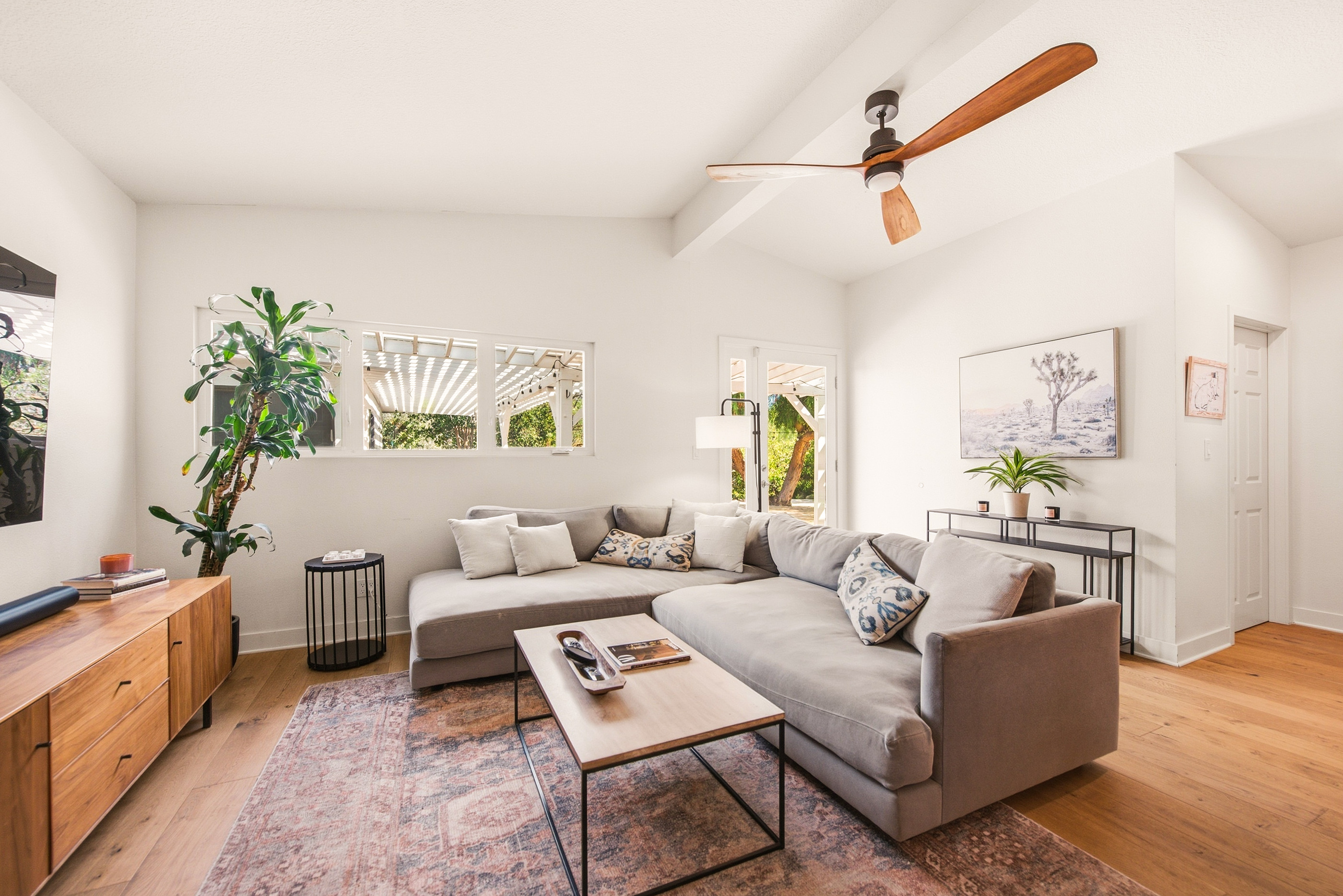  5512 Colodny Drive, Agoura Hills - 物件實景
