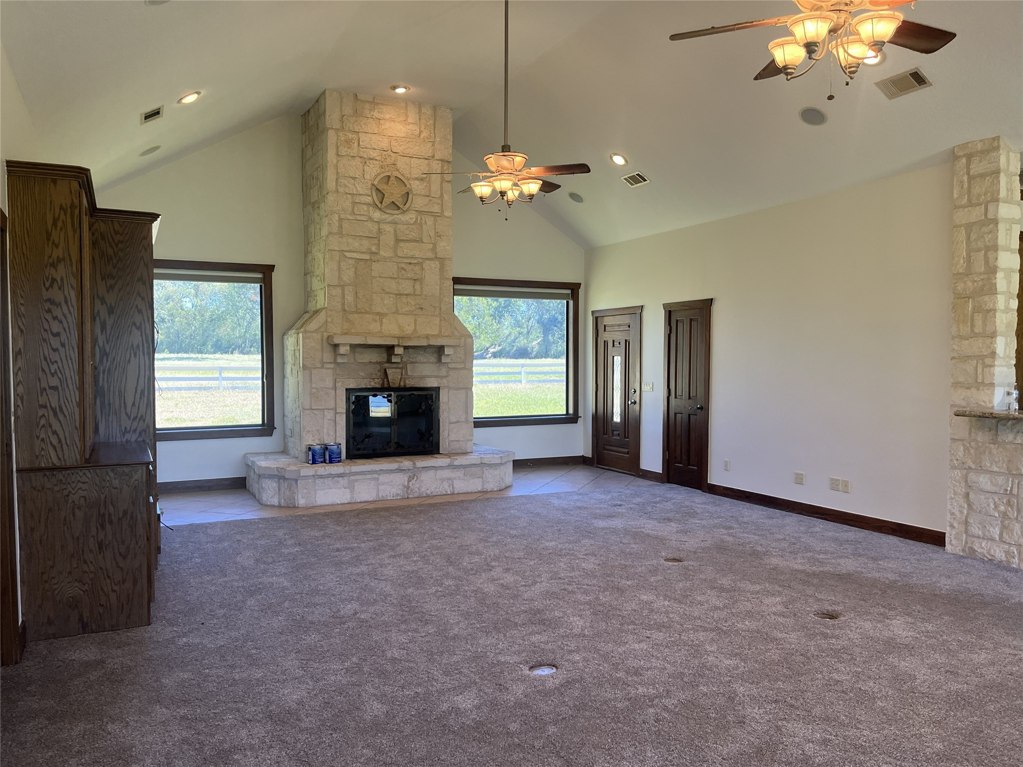 Montgomery, Texas, 77316, United States, 4 Bedrooms Bedrooms, ,3 BathroomsBathrooms,Residential,For Sale,1988300