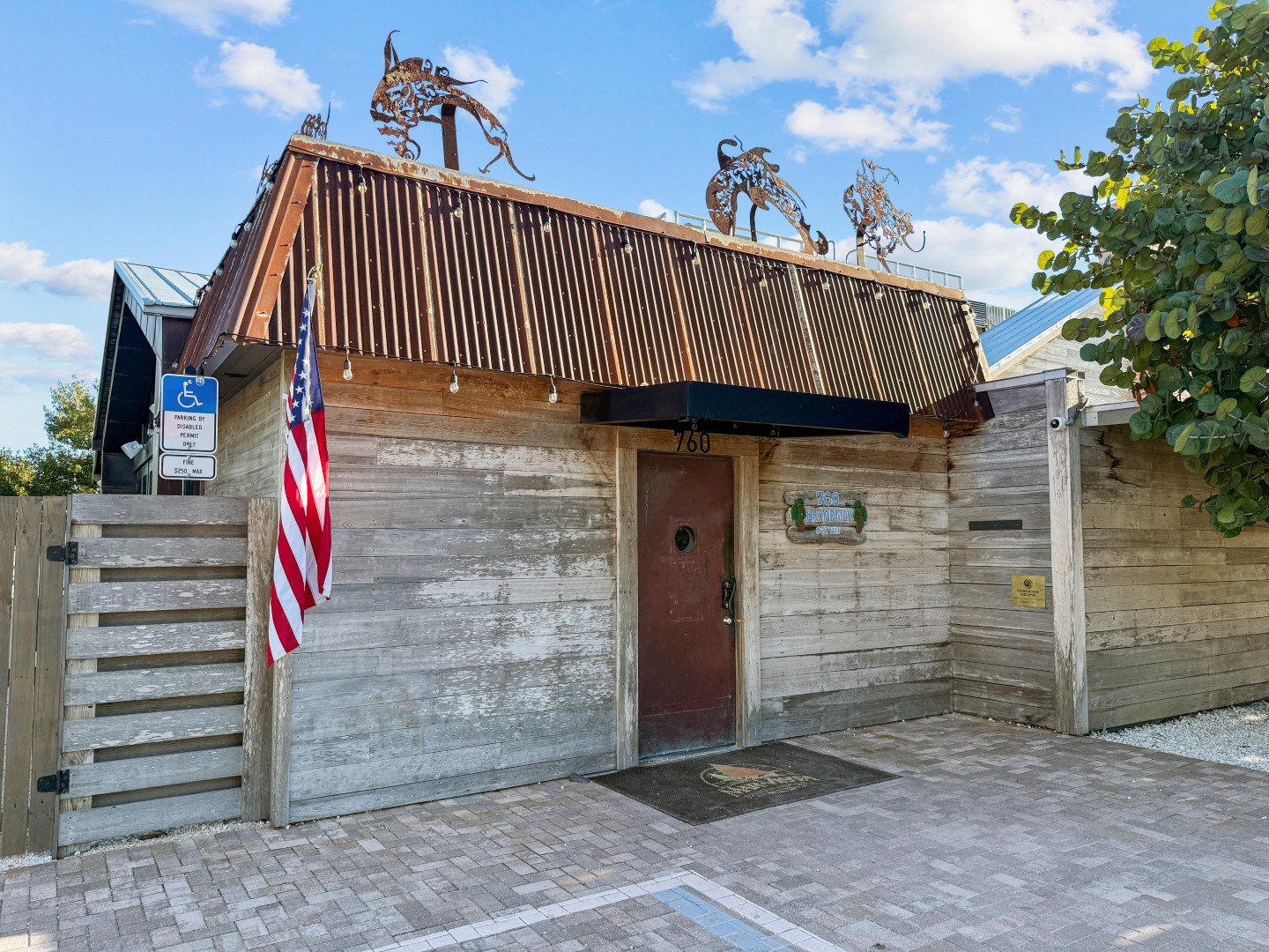 Longboat Key, Florida, 34228, United States, 4 Bedrooms Bedrooms, ,2 BathroomsBathrooms,Residential,For Sale,2017303