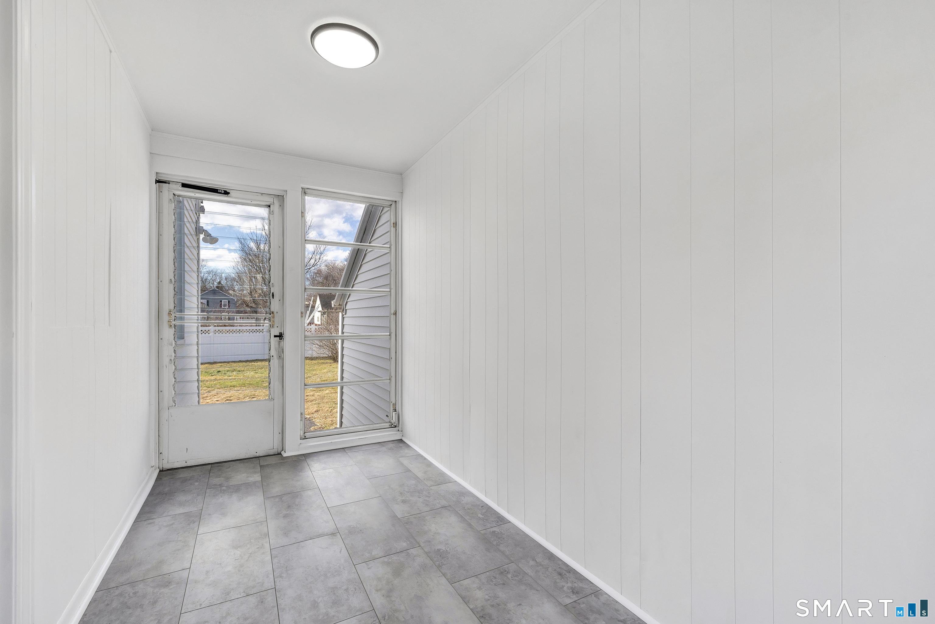 North Haven, Connecticut, 06473, United States, 3 Bedrooms Bedrooms, ,3 BathroomsBathrooms,Residential,For Sale,2011672