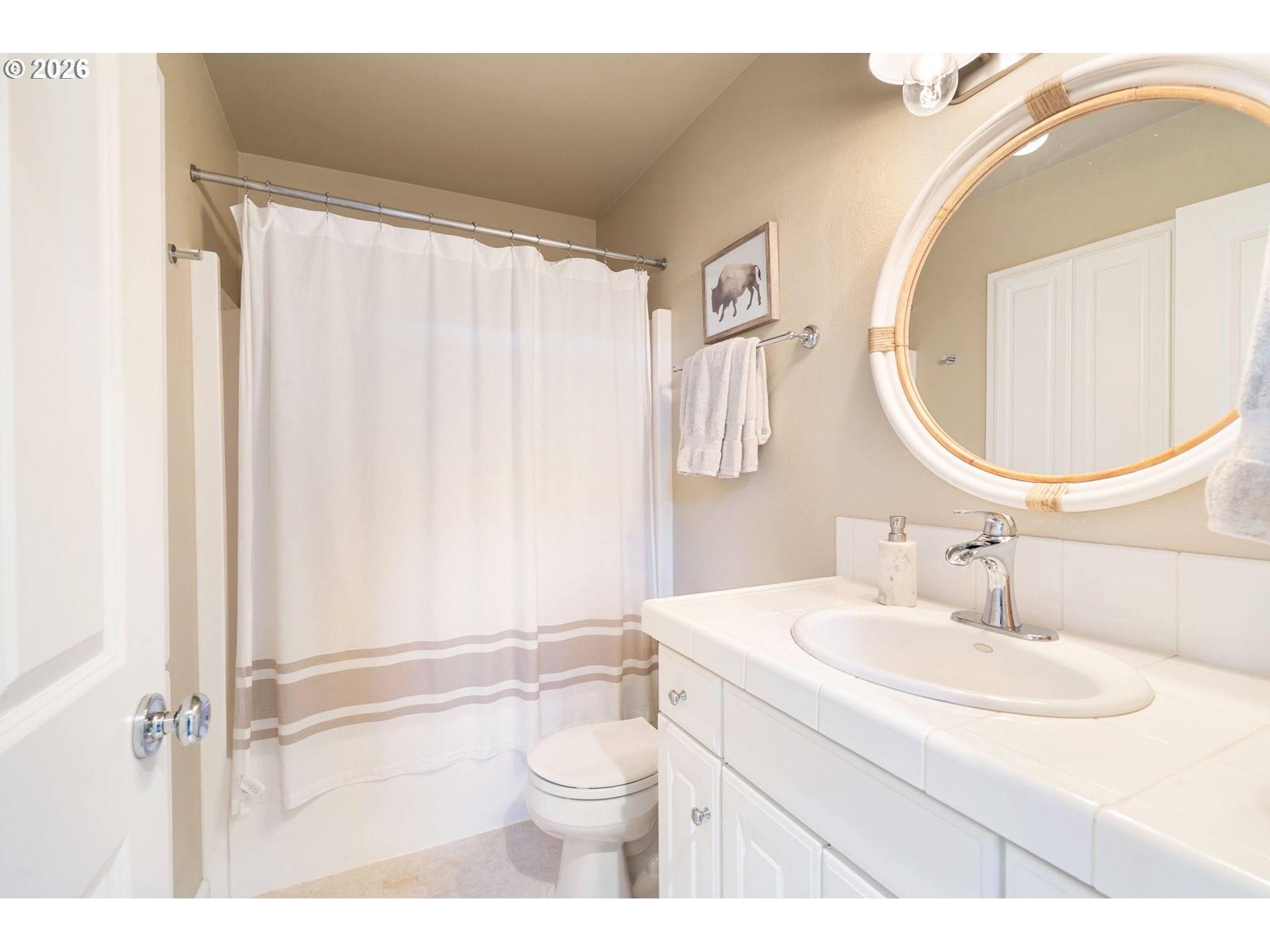 Portland, Oregon, 97229, United States, 2 Bedrooms Bedrooms, ,2 BathroomsBathrooms,Residential,For Sale,2016039