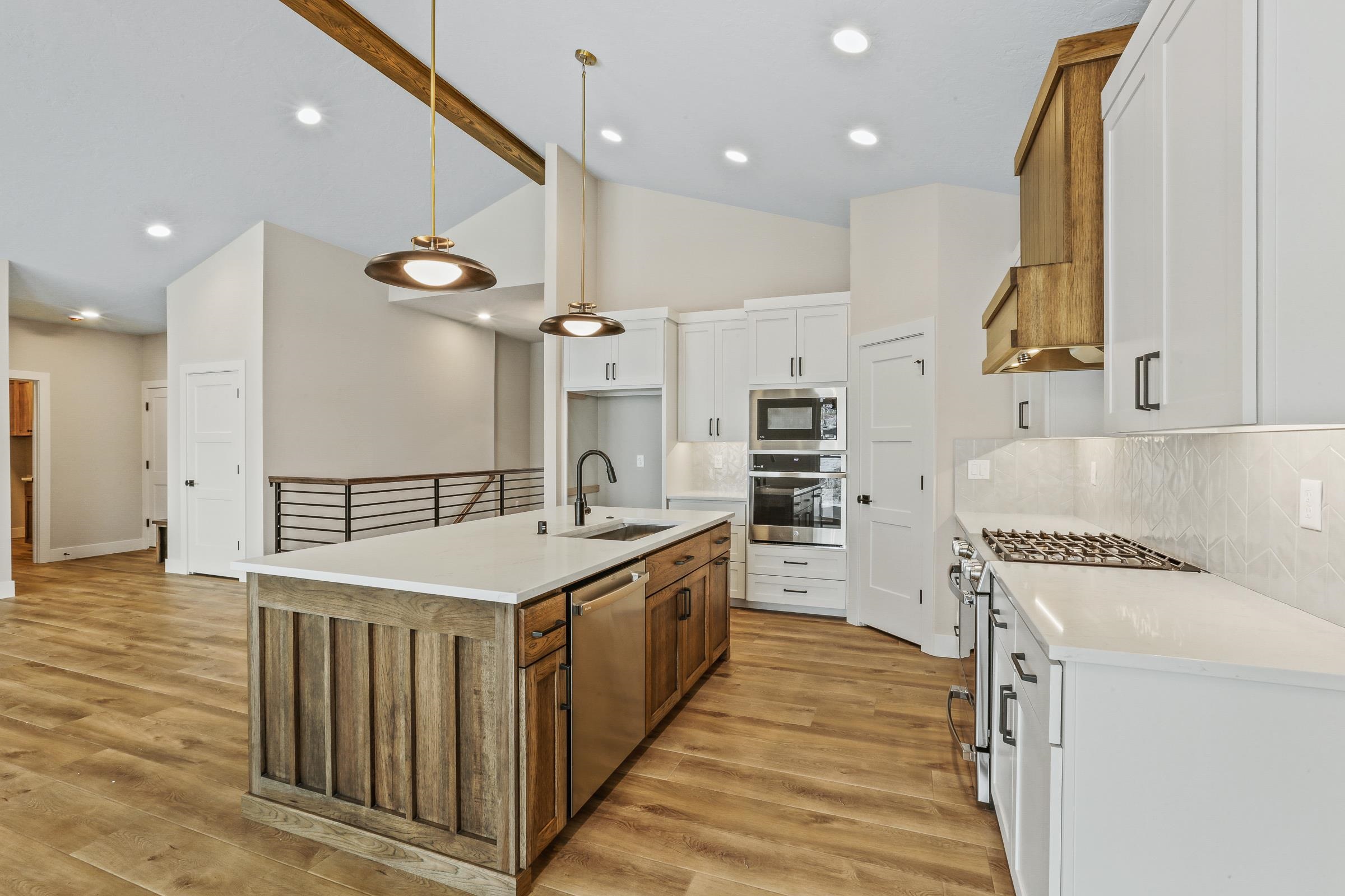 Spokane, Washington, 99223, United States, 5 Bedrooms Bedrooms, ,4 BathroomsBathrooms,Residential,For Sale,2002935