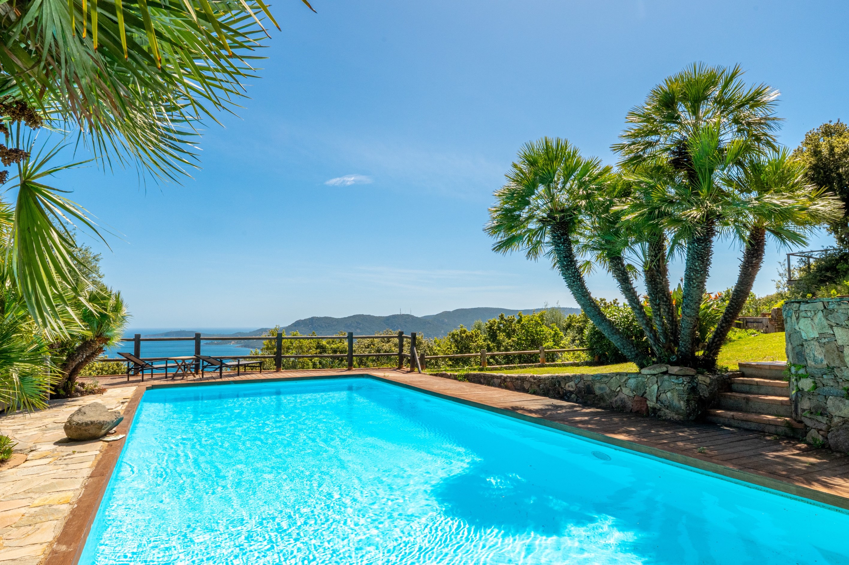  Panoramic Sea View Villa for Renovation – Marina di Fiori, Porto-Vecchio - 物件實景