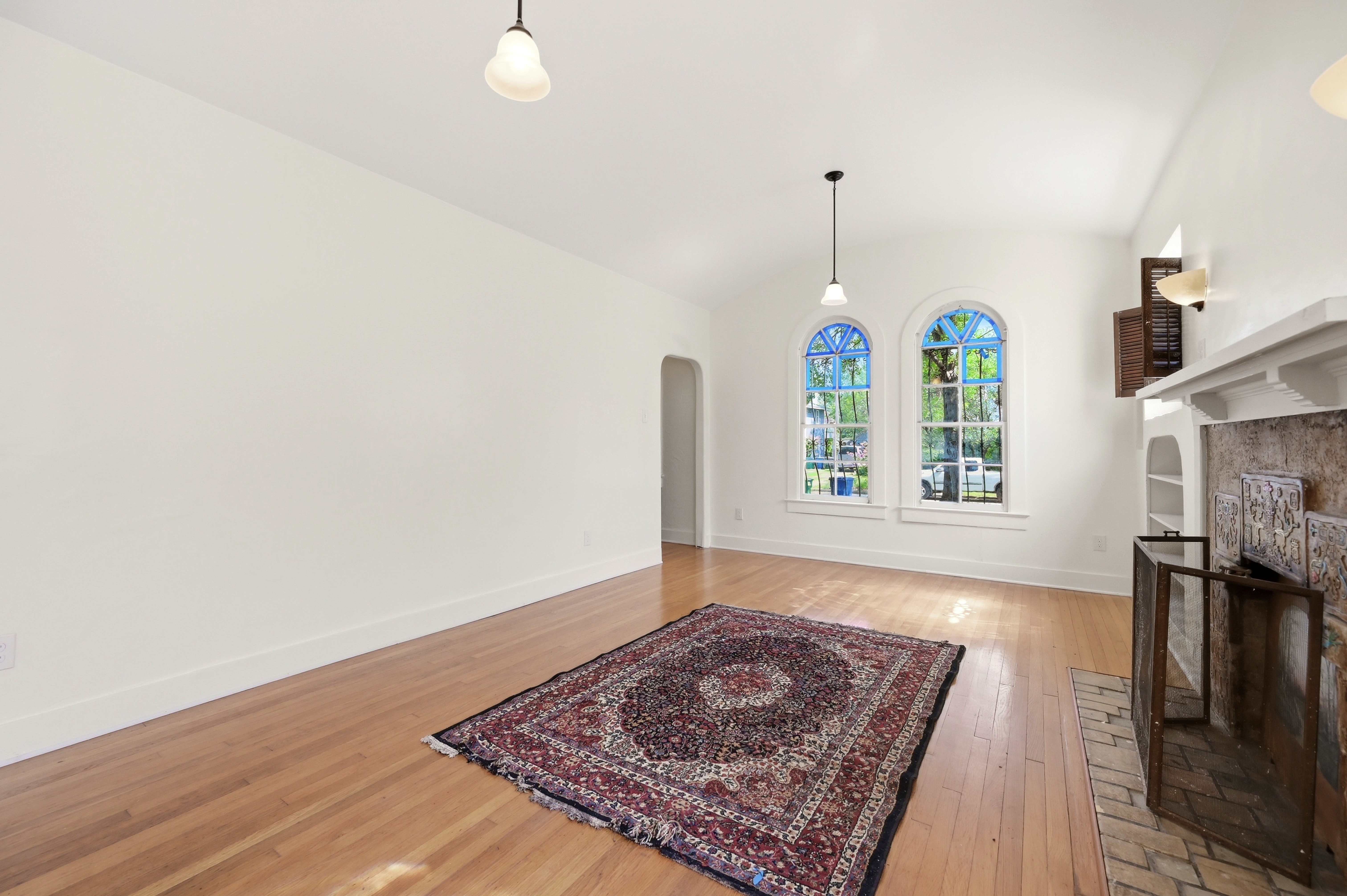  1927 Spanish Gem with Garage Apartment - 物件實景
