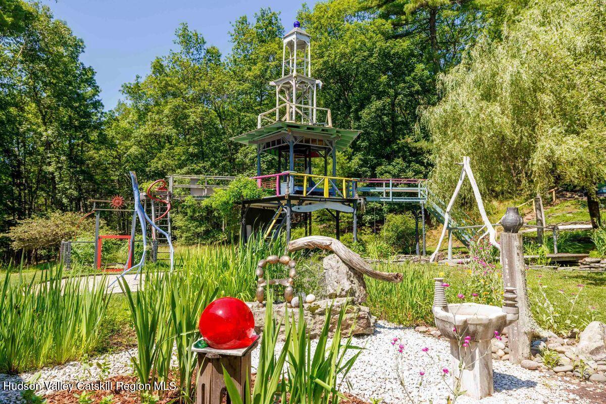 Bearsville, New York, 12409, United States, 3 Bedrooms Bedrooms, ,3 BathroomsBathrooms,Residential,For Sale,1901832