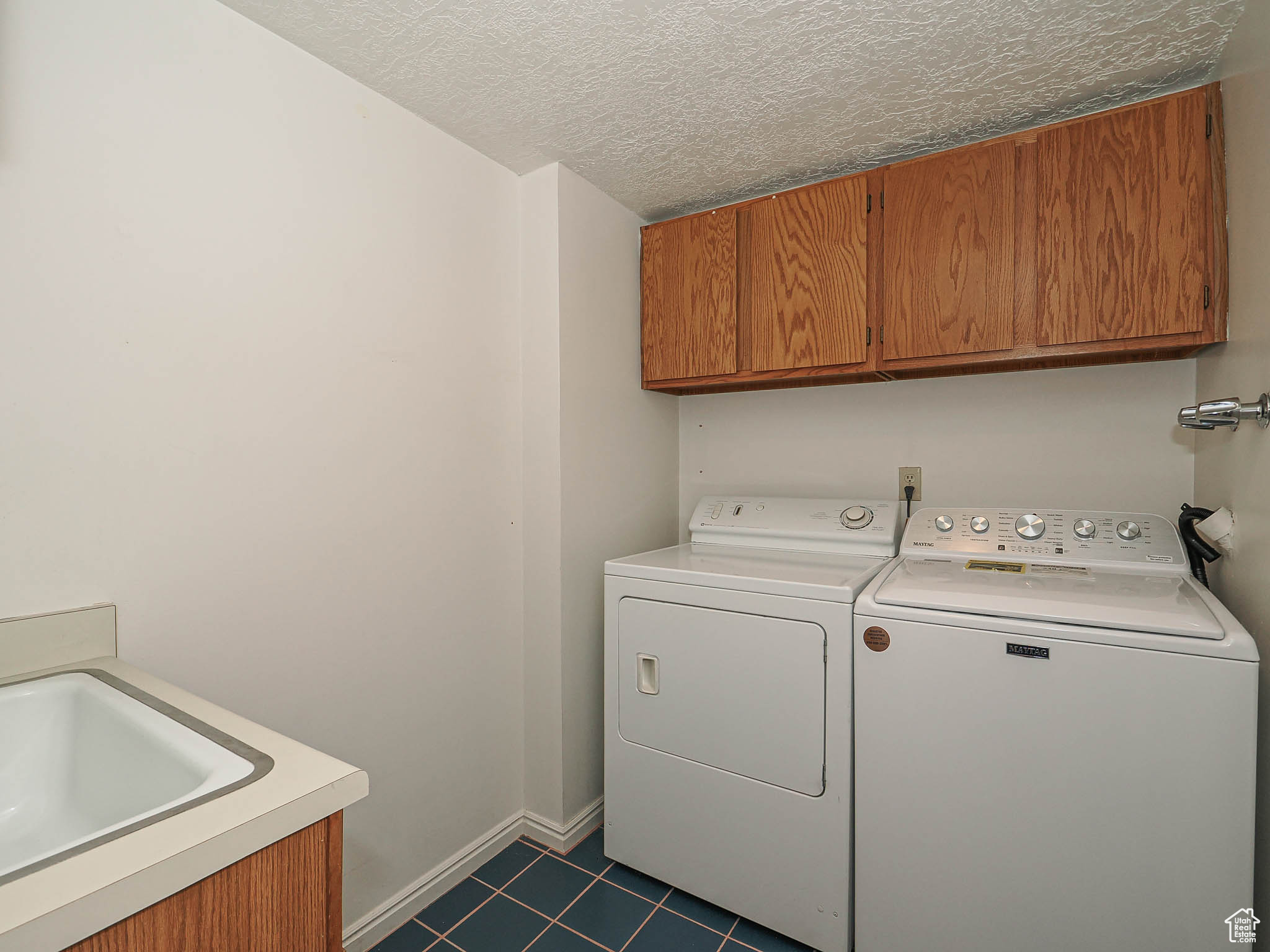 Salt Lake City, Utah, 84108, United States, 2 Bedrooms Bedrooms, ,1 BathroomBathrooms,Residential,For Sale,1805689