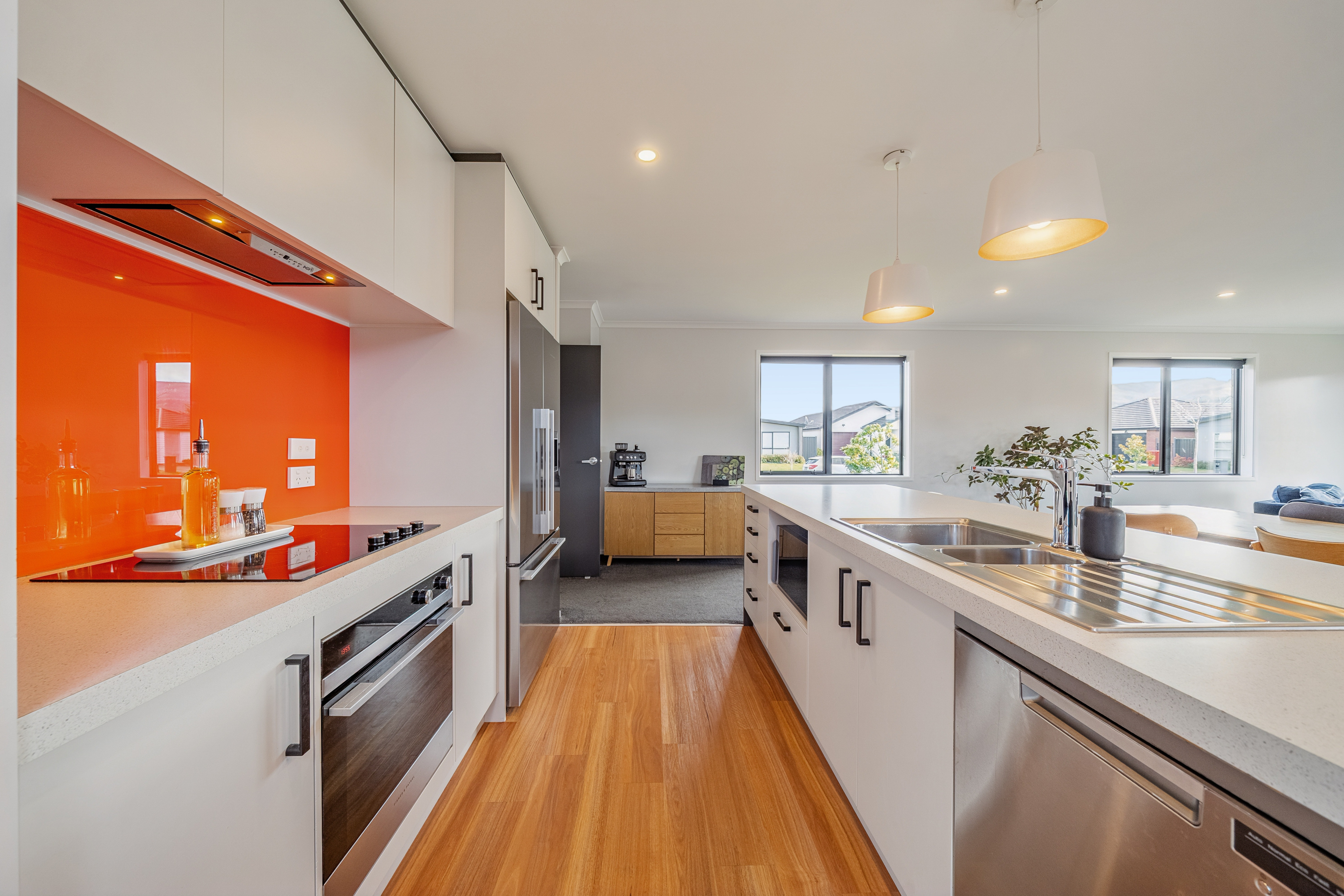 21 Te Kaeaea Crescent, Wallaceville, Upper Hutt - 物件實景