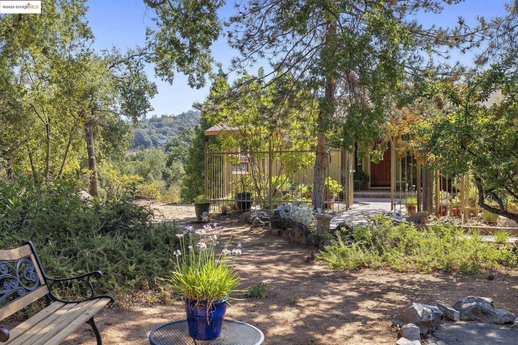 Columbia, California, 95310, United States, 3 Bedrooms Bedrooms, ,2 BathroomsBathrooms,Residential,For Sale,1705256