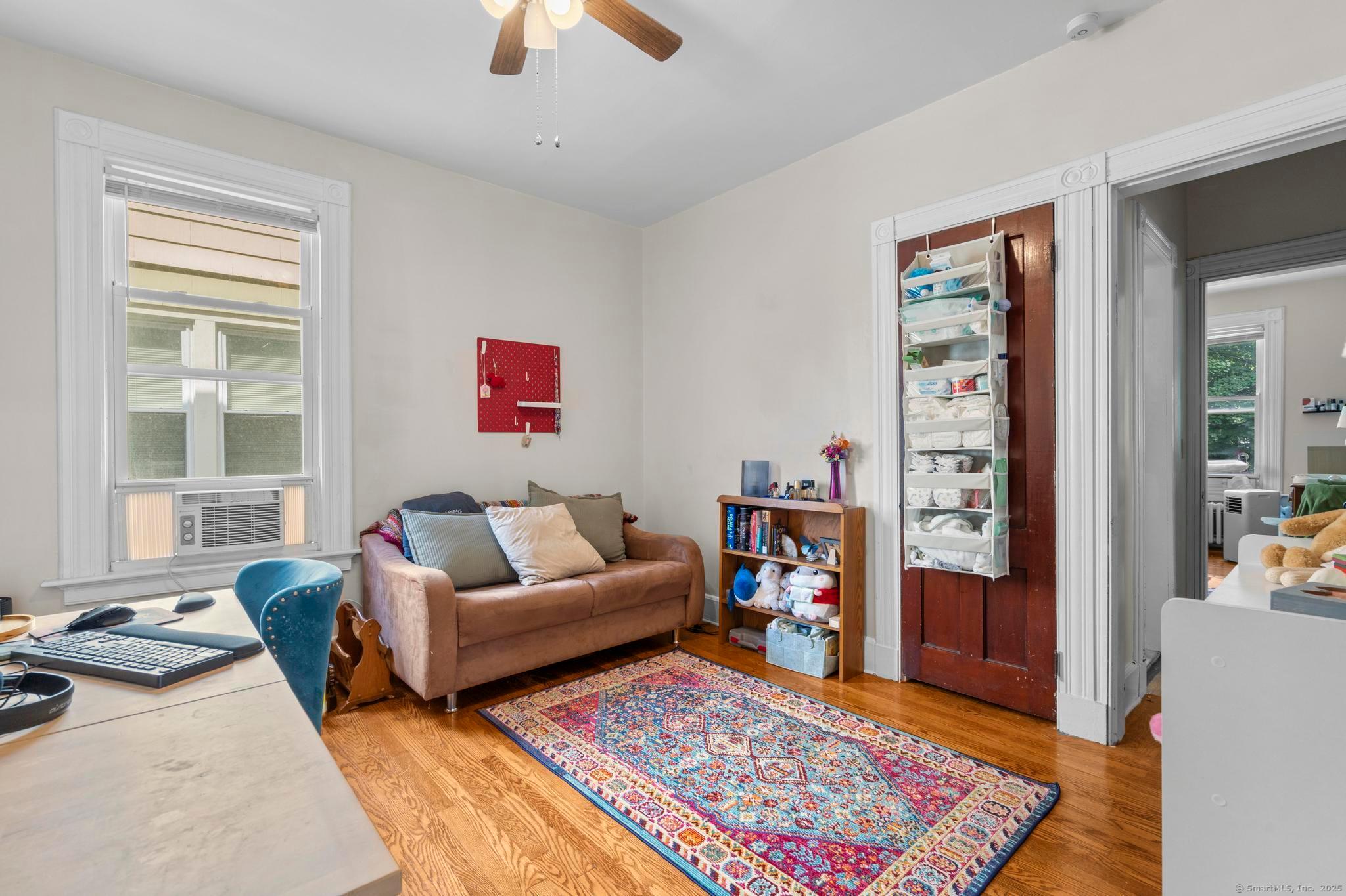 New Haven, Connecticut, 06511, United States, 5 Bedrooms Bedrooms, ,3 BathroomsBathrooms,Residential,For Sale,1930544