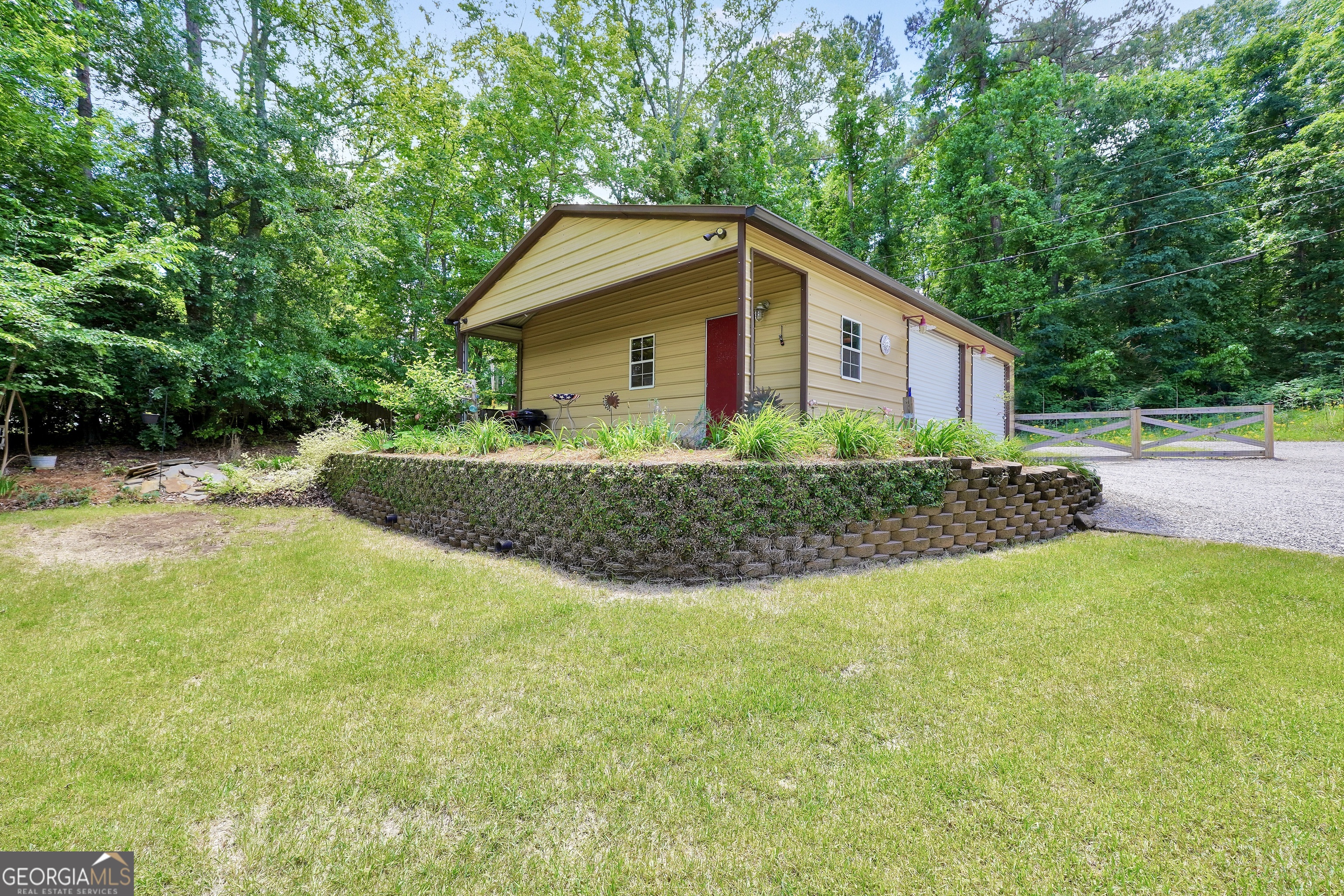 Jackson, Georgia, 30233, United States, 4 Bedrooms Bedrooms, ,2 BathroomsBathrooms,Residential,For Sale,1942130