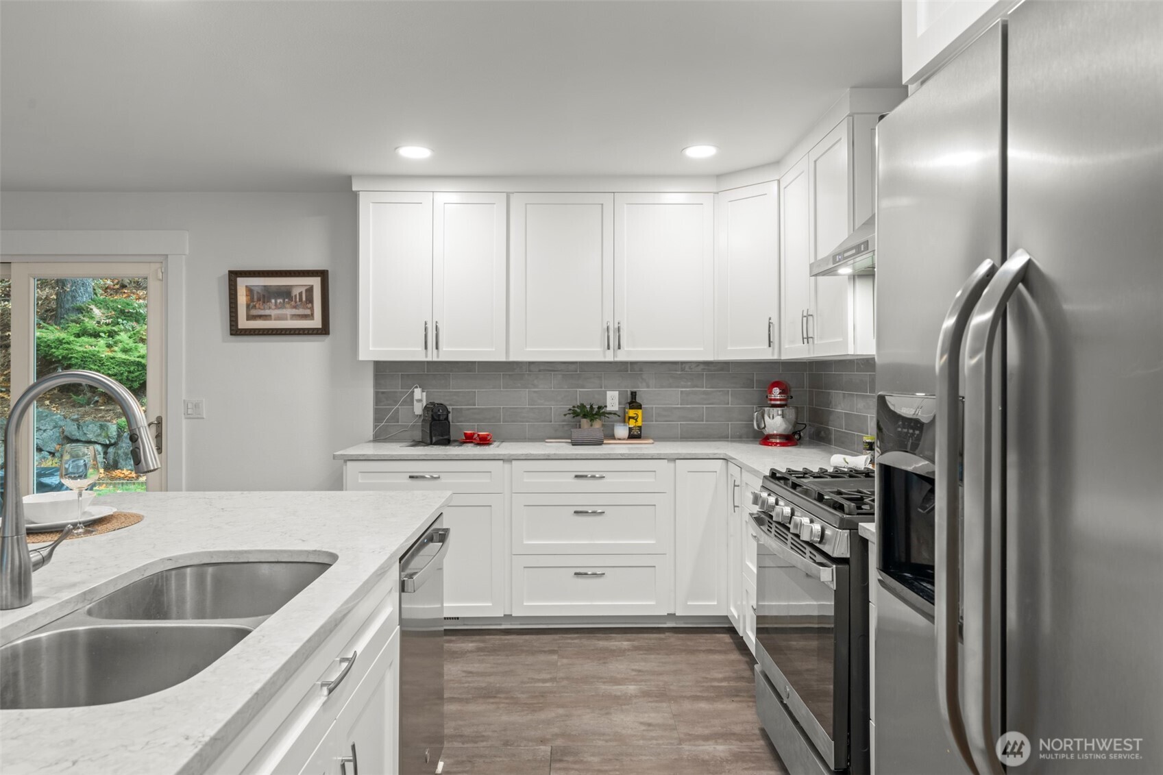 Des Moines, Washington, 98198, United States, 4 Bedrooms Bedrooms, ,2 BathroomsBathrooms,Residential,For Sale,1987867