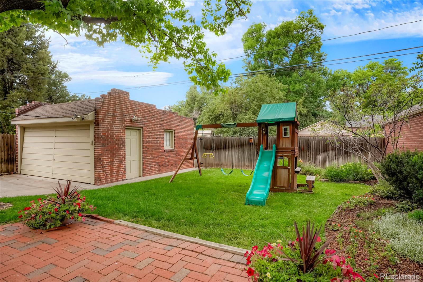 Denver, Colorado, 80207, United States, 3 Bedrooms Bedrooms, ,1 BathroomBathrooms,Residential,For Sale,1982969