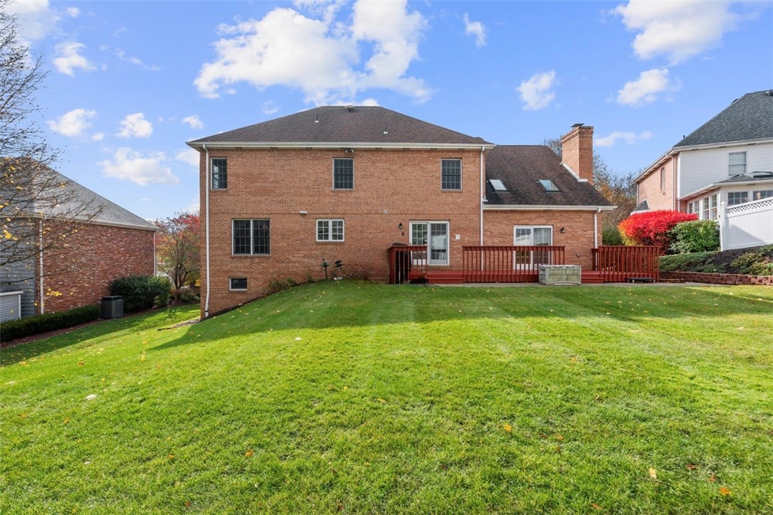 Robinson Twp, Pennsylvania, 15136, United States, 4 Bedrooms Bedrooms, ,4 BathroomsBathrooms,Residential,For Sale,1992157