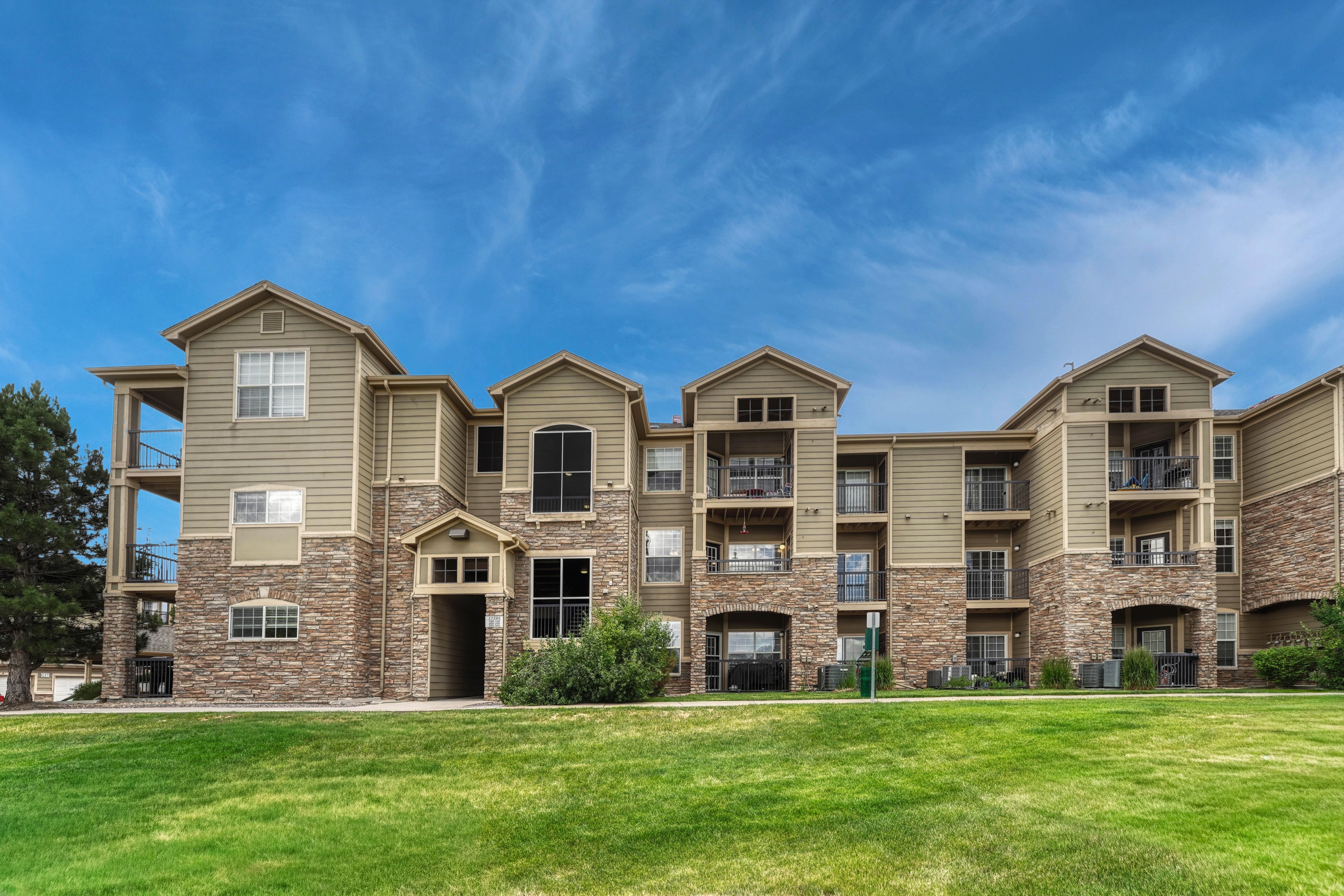  Welcome to Effortless Colorado Living in one of Parker