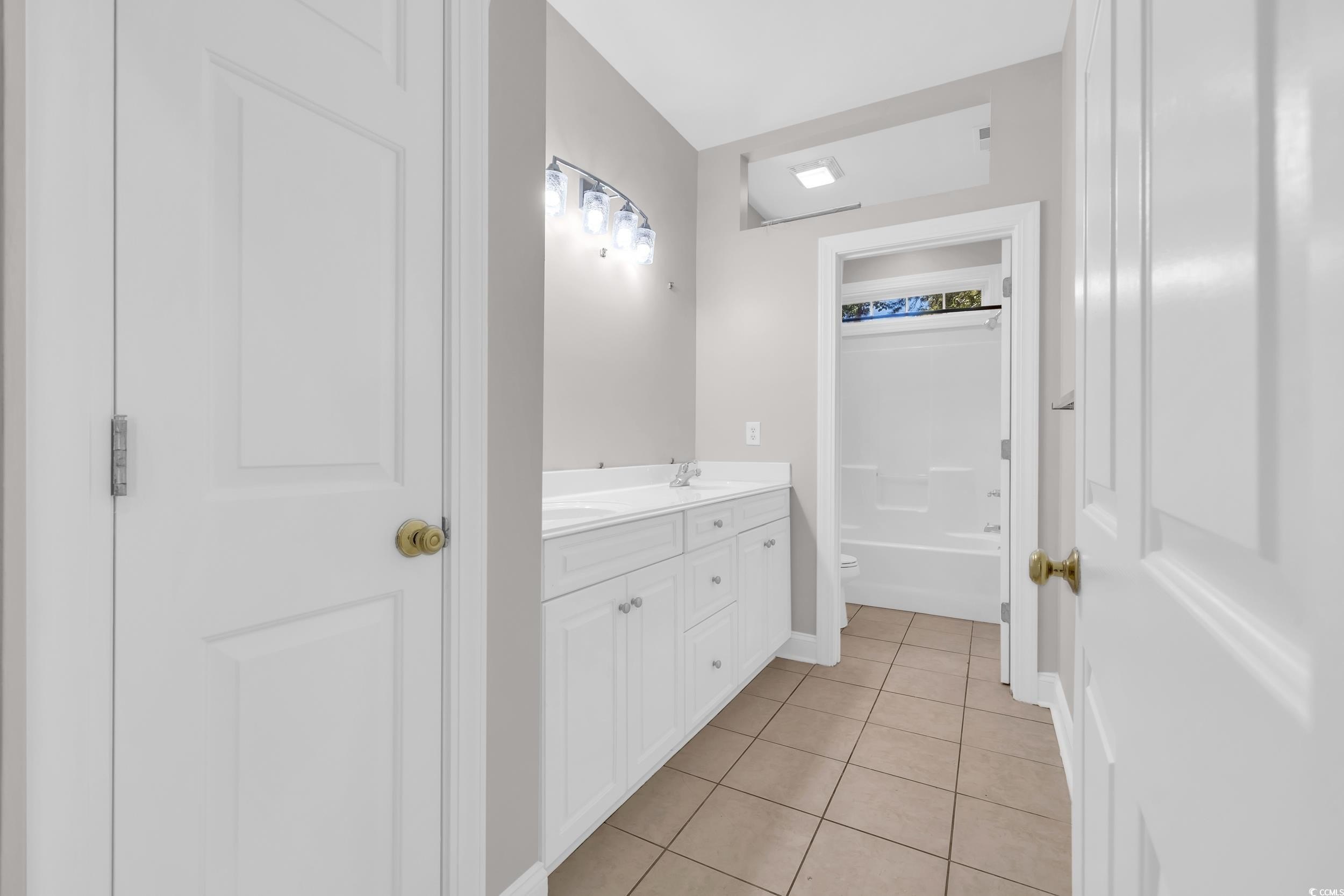Conway, South Carolina, 29526, United States, 5 Bedrooms Bedrooms, ,4 BathroomsBathrooms,Residential,For Sale,1937116