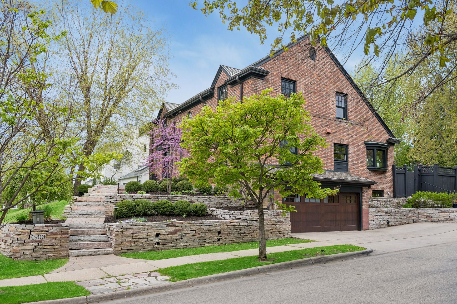  Timeless Design in Coveted Country Club Neighborhood - 物件實景