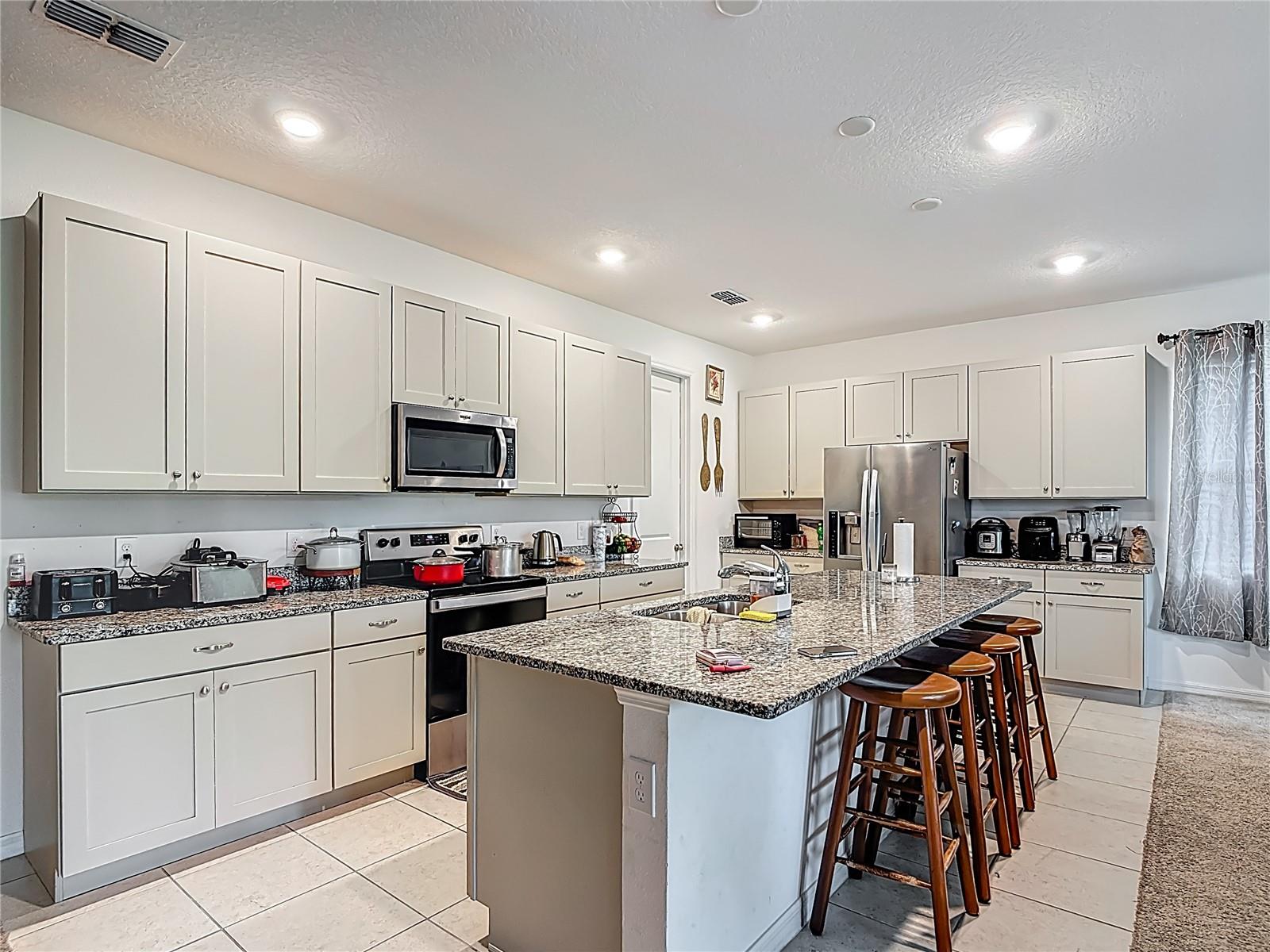 ST CLOUD, Florida, 34771, United States, 5 Bedrooms Bedrooms, ,4 BathroomsBathrooms,Residential,For Sale,1980959