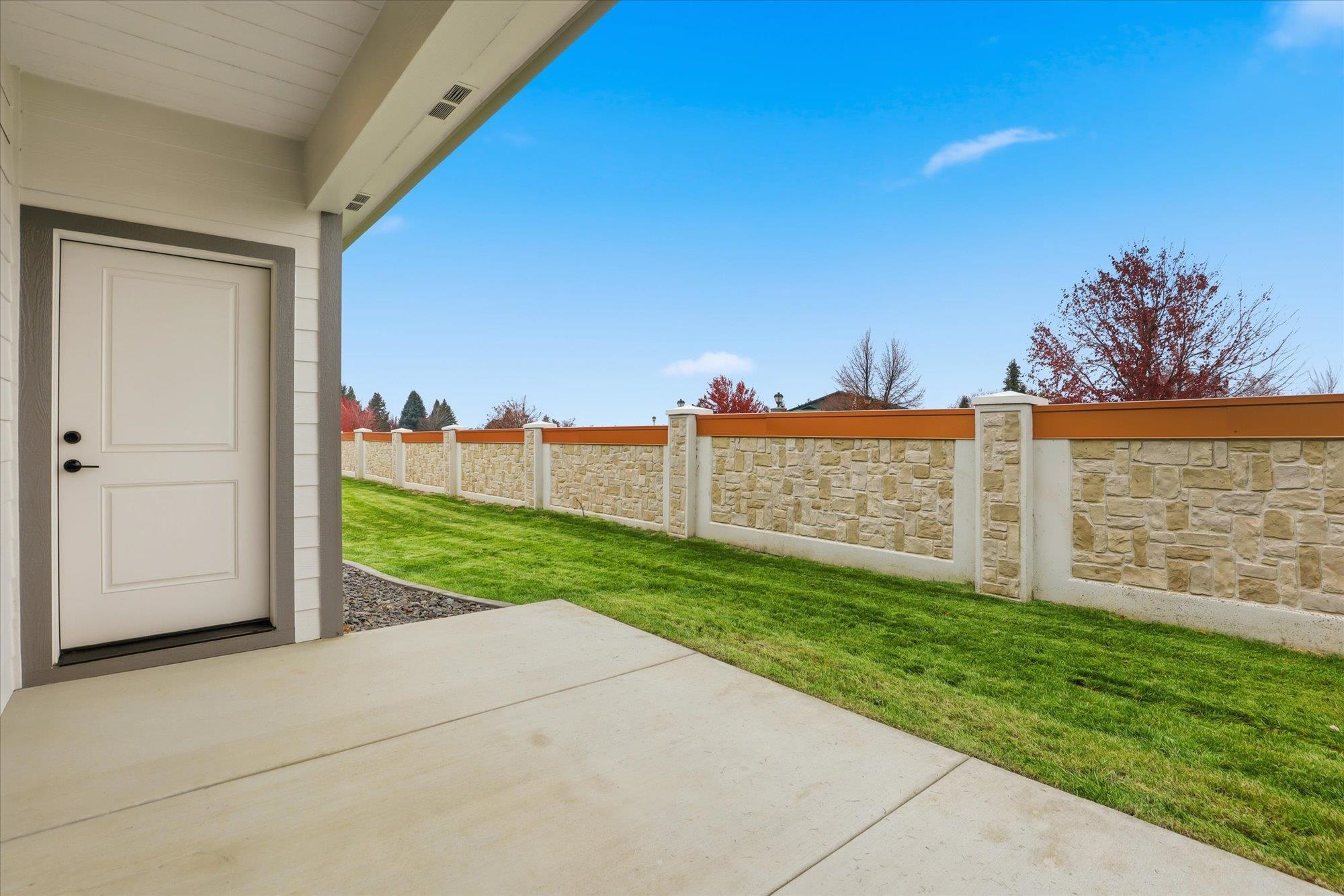 Deer Park, Washington, 99006, United States, 3 Bedrooms Bedrooms, ,2 BathroomsBathrooms,Residential,For Sale,1988069