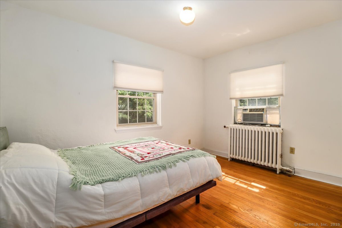 North Haven, Connecticut, 06473, United States, 4 Bedrooms Bedrooms, ,3 BathroomsBathrooms,Residential,For Sale,1940300