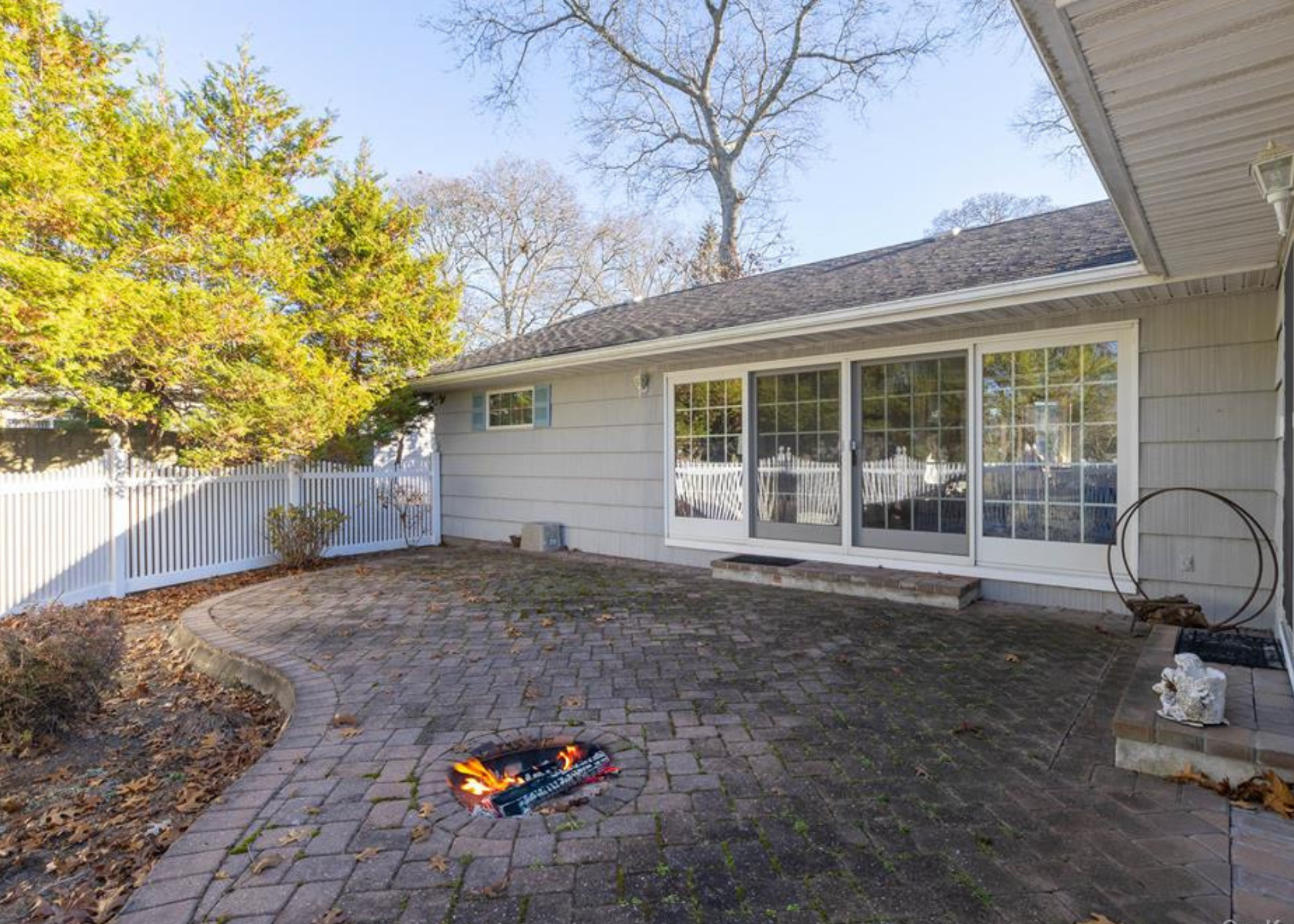 East Quogue, New York, 11942, United States, 2 Bedrooms Bedrooms, ,1 BathroomBathrooms,Residential,For Sale,2002980
