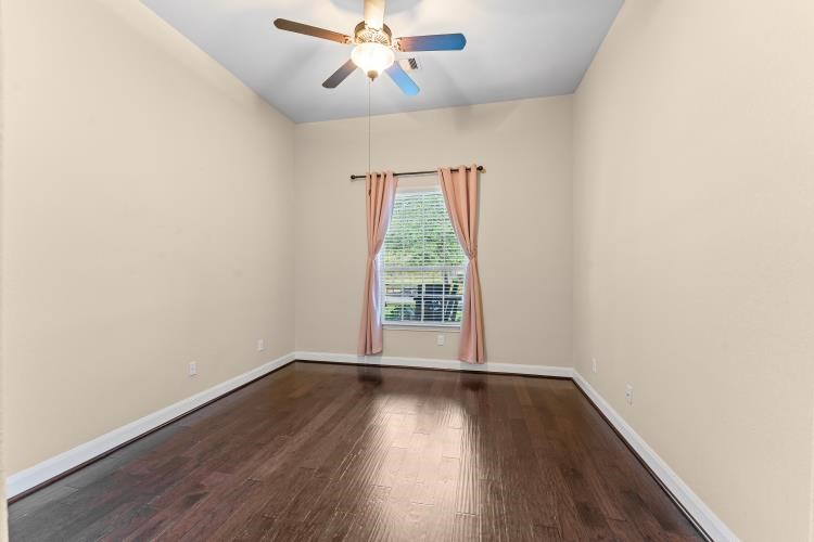 Pearland, Texas, 77089, United States, 4 Bedrooms Bedrooms, ,4 BathroomsBathrooms,Residential,For Sale,1967646