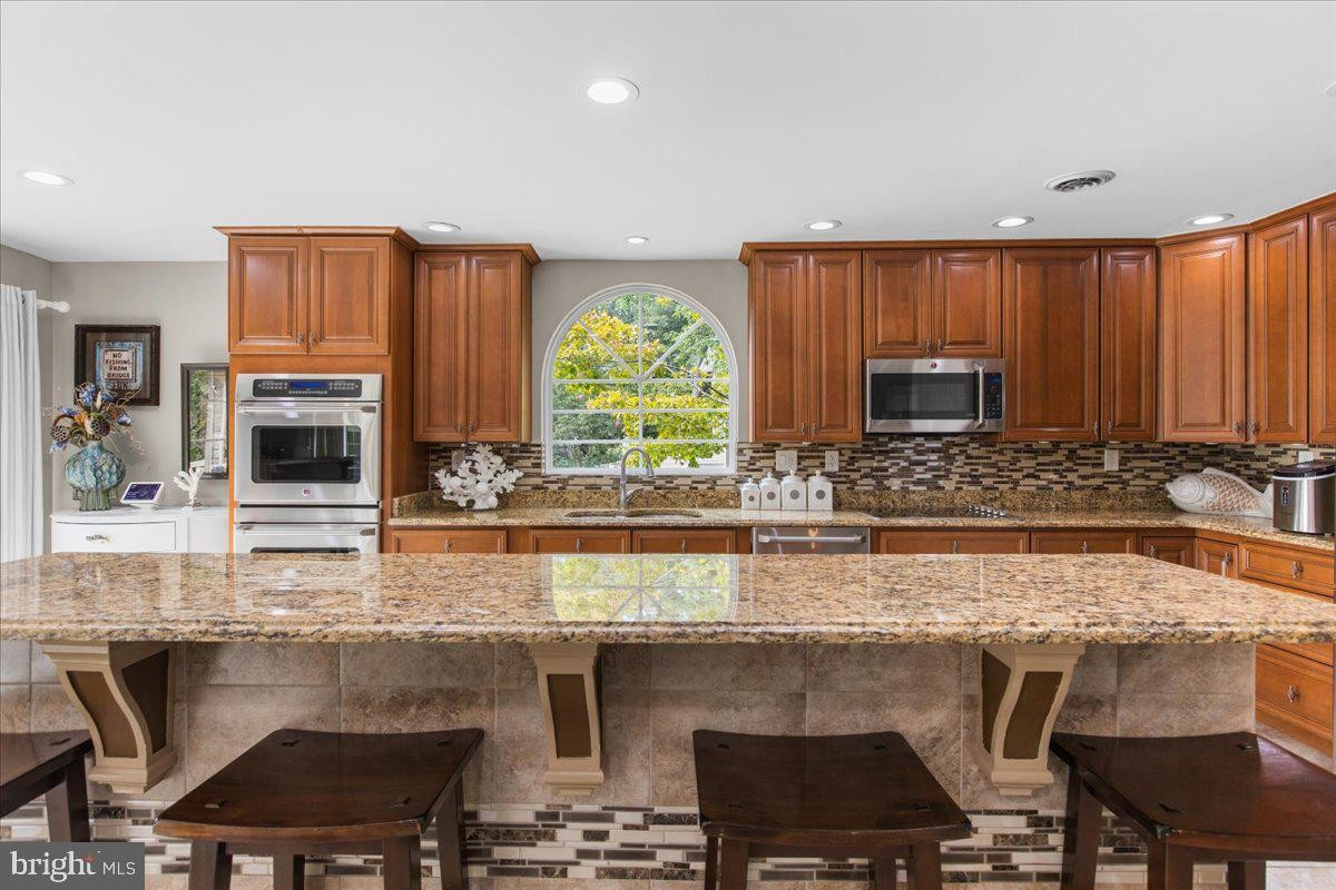 PASADENA, Maryland, 21122, United States, 4 Bedrooms Bedrooms, ,4 BathroomsBathrooms,Residential,For Sale,1979207