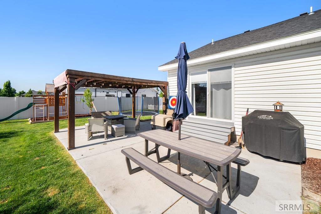 IDAHO FALLS, Idaho, 83402, United States, 6 Bedrooms Bedrooms, ,3 BathroomsBathrooms,Residential,For Sale,1980843