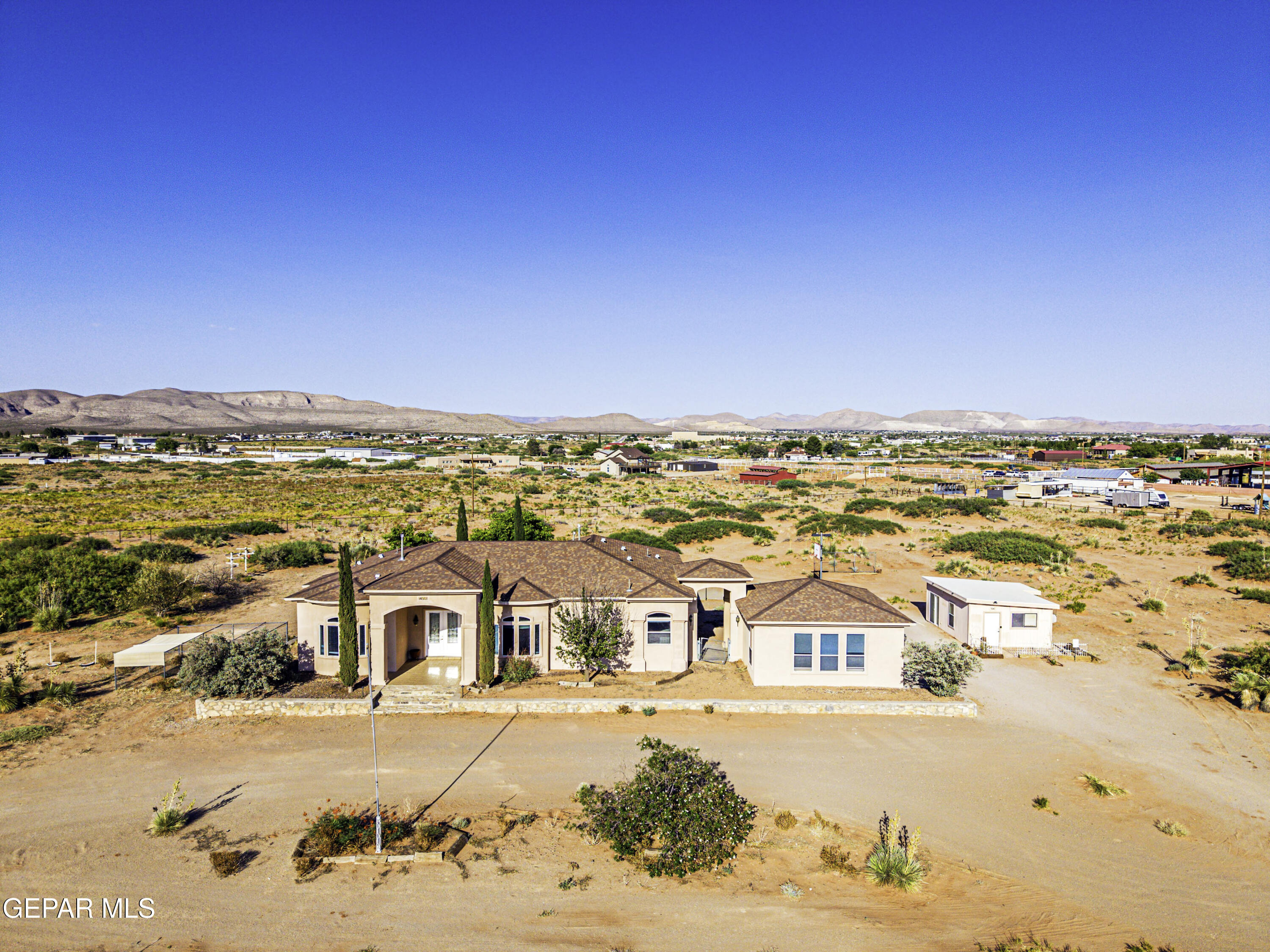 Desert Willow Dr, El Paso, TX 79938